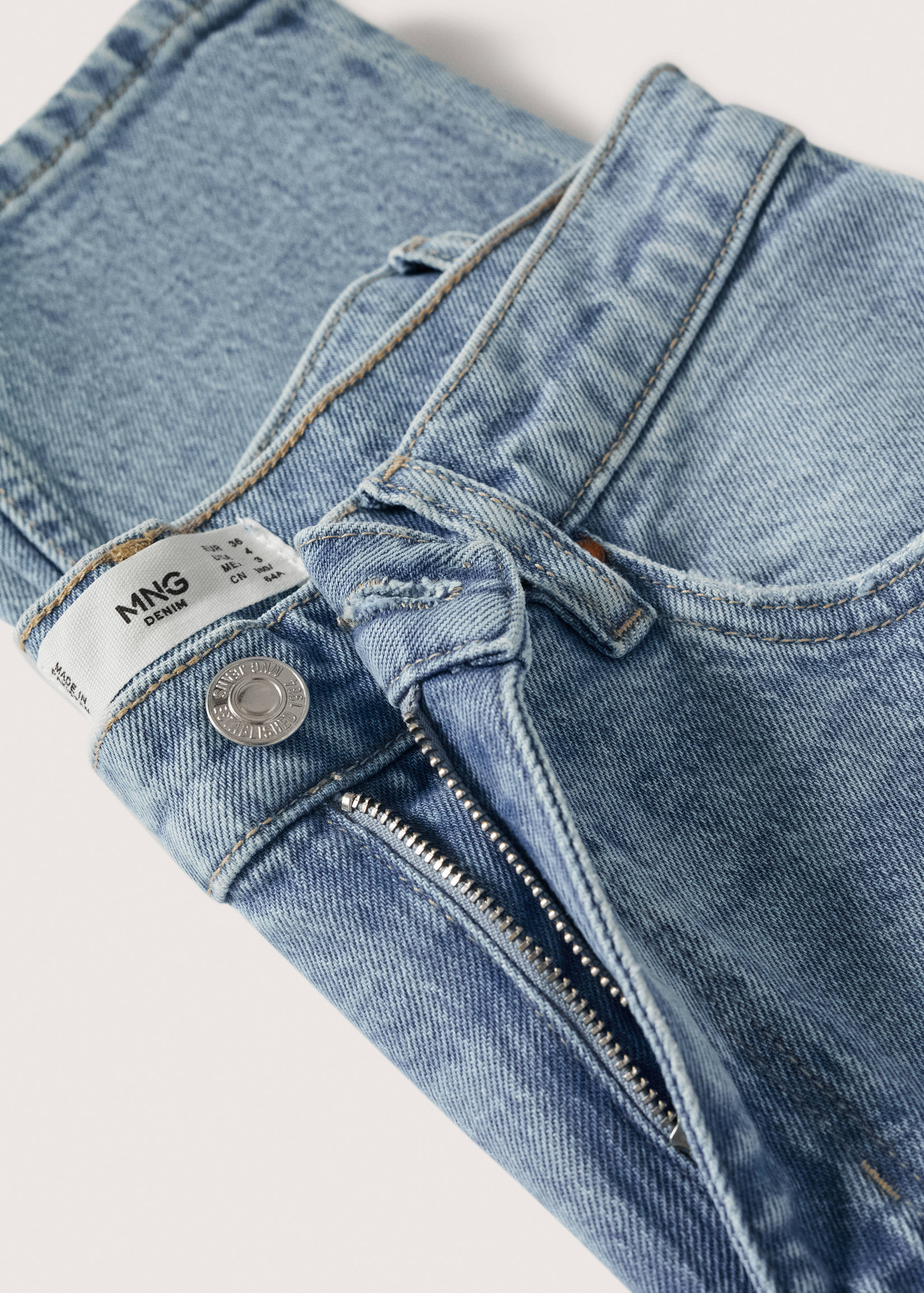 Mom high-waist jeans - Details of the article 8