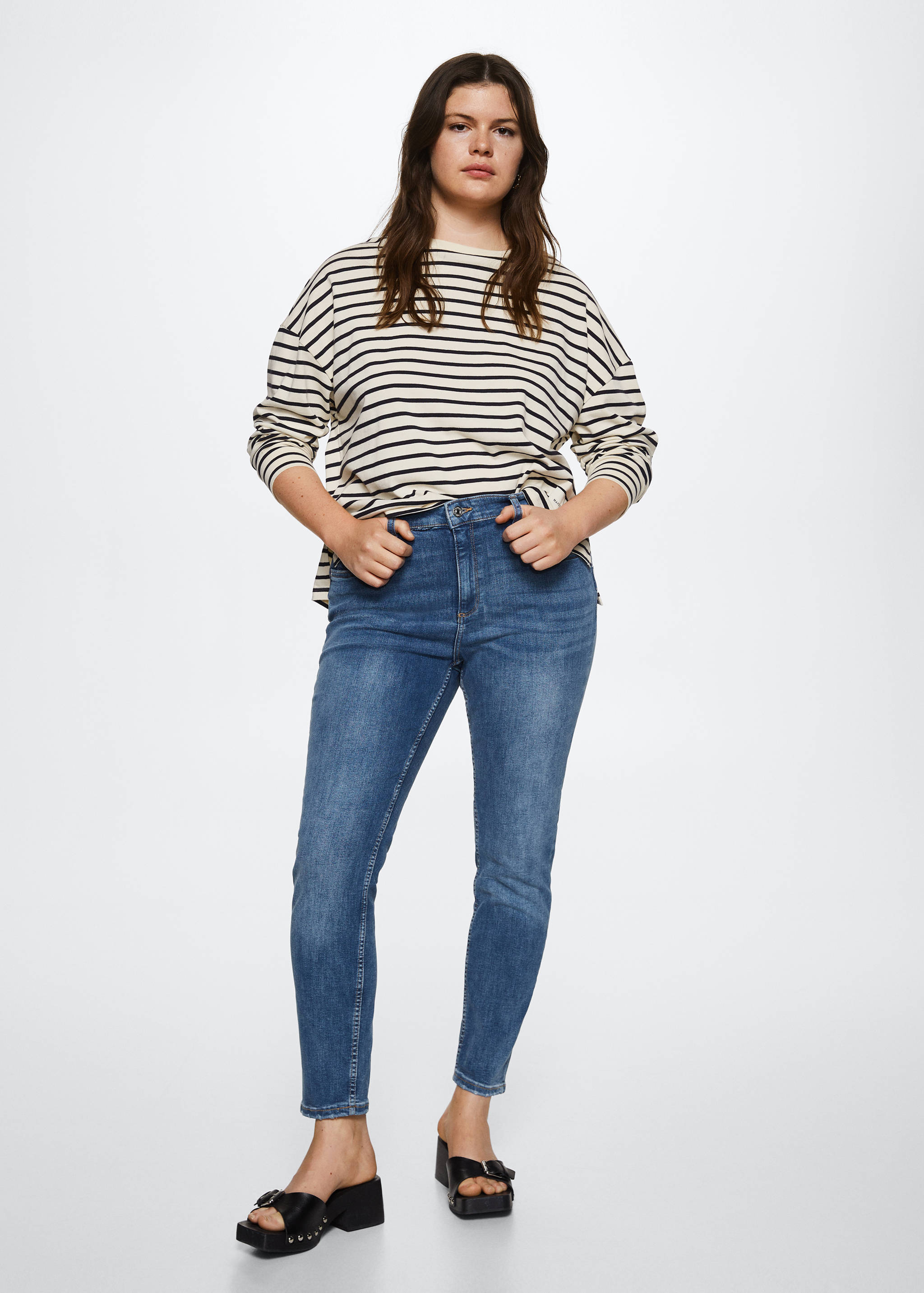 Skinny push-up jeans - Details of the article 4