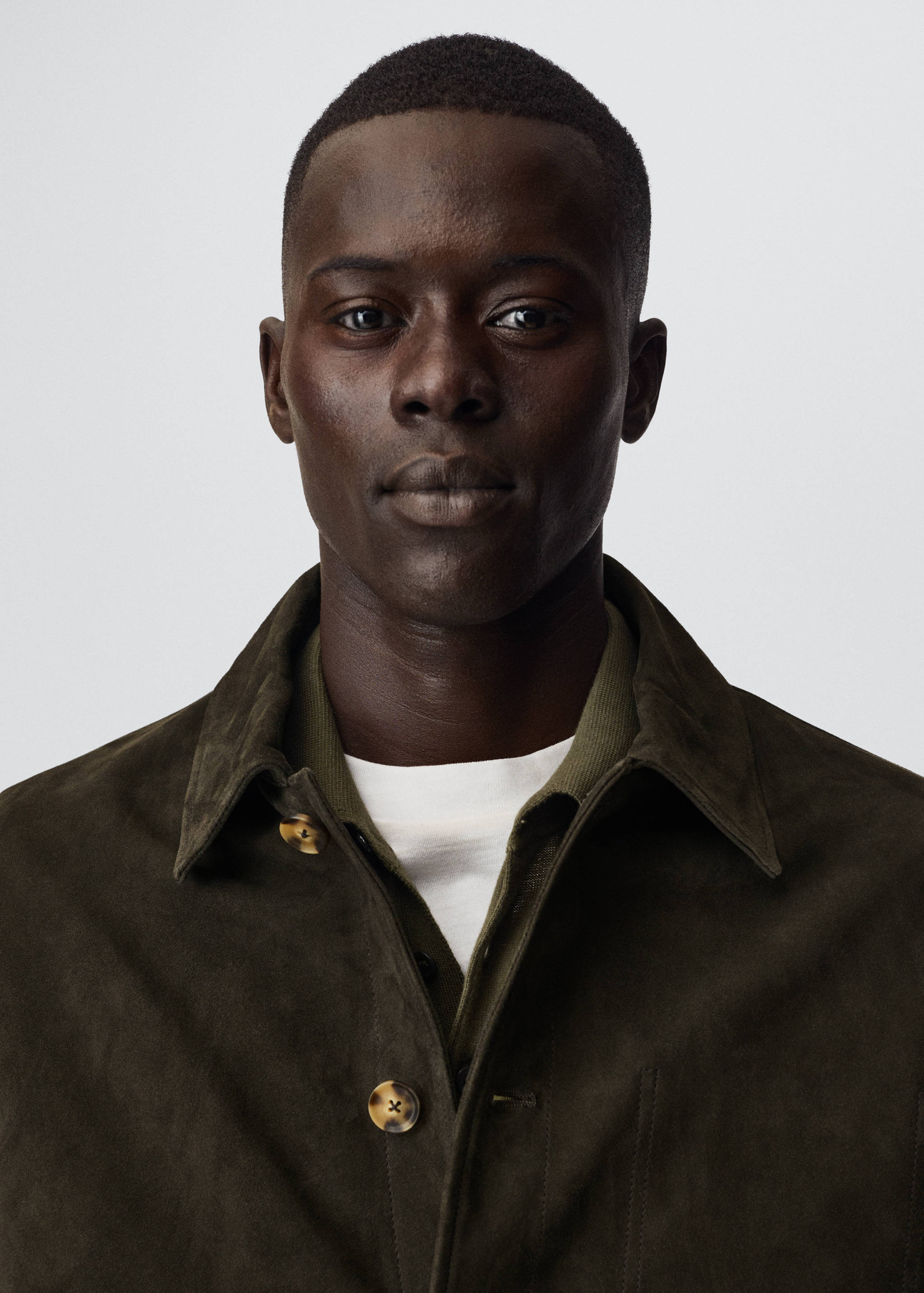 Suede overshirt with pockets - Details of the article 1