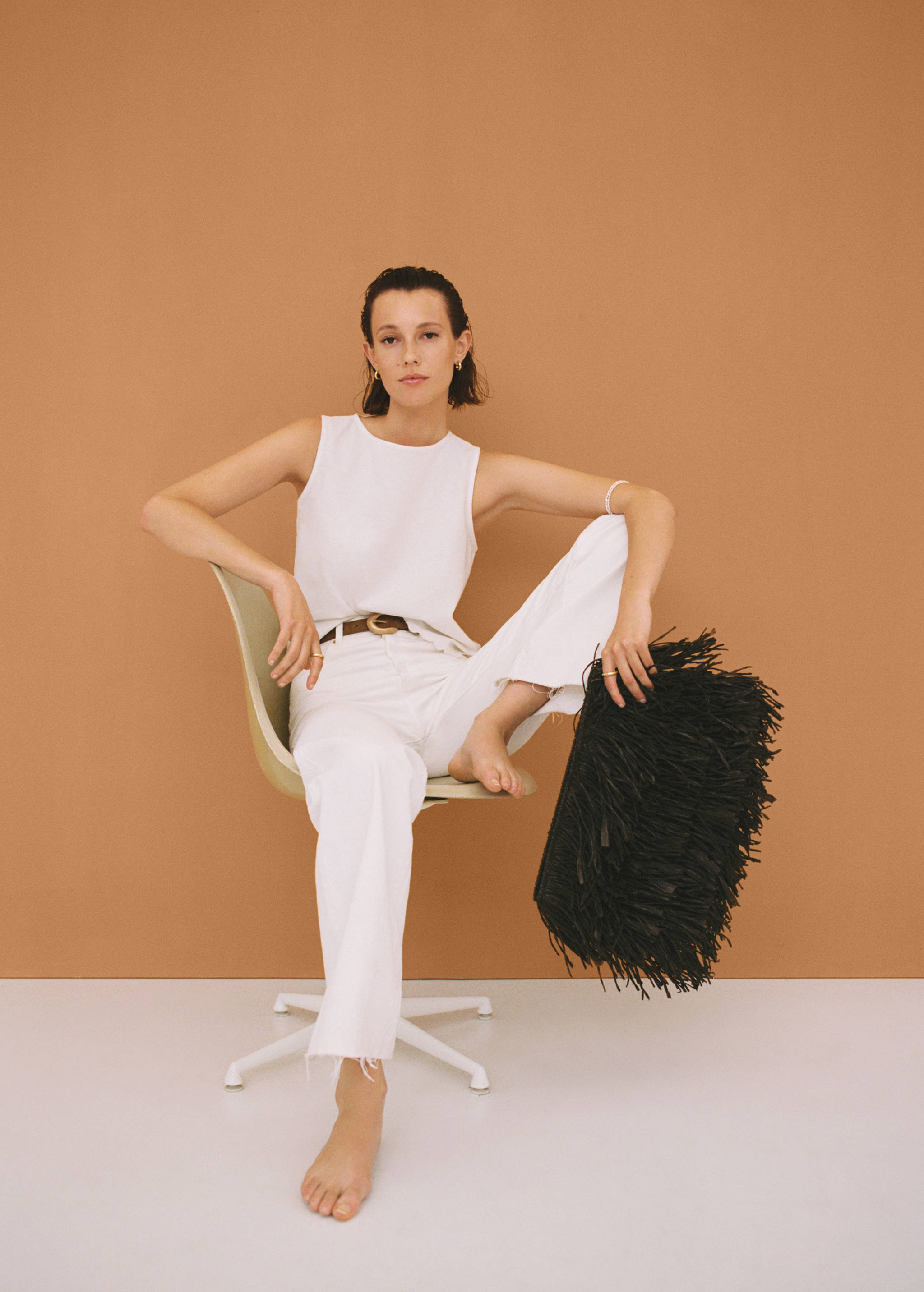 High-waisted wideleg jeans - Details of the article 9