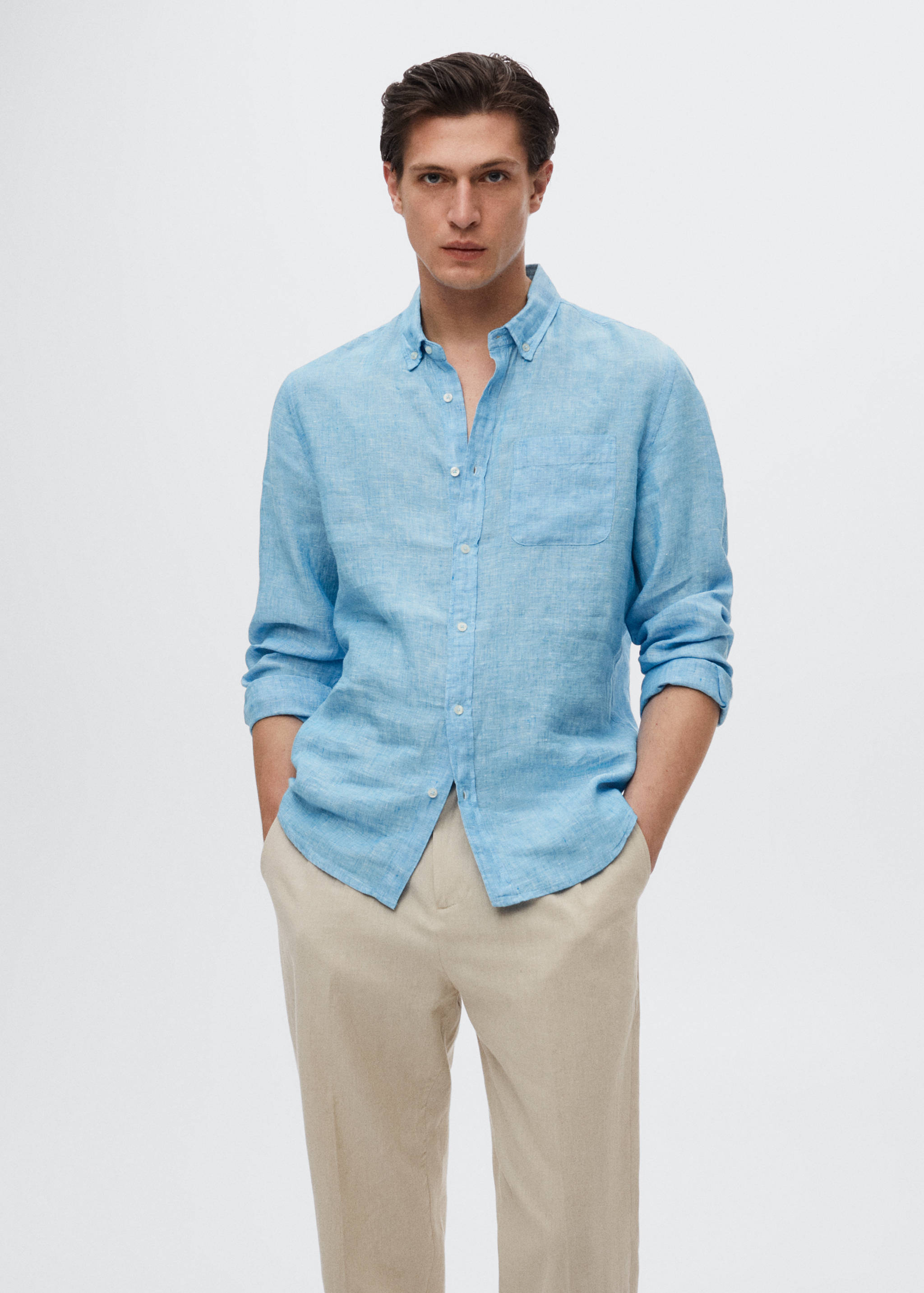 Slim fit-skjorta 100% linne - Bild av mittparti