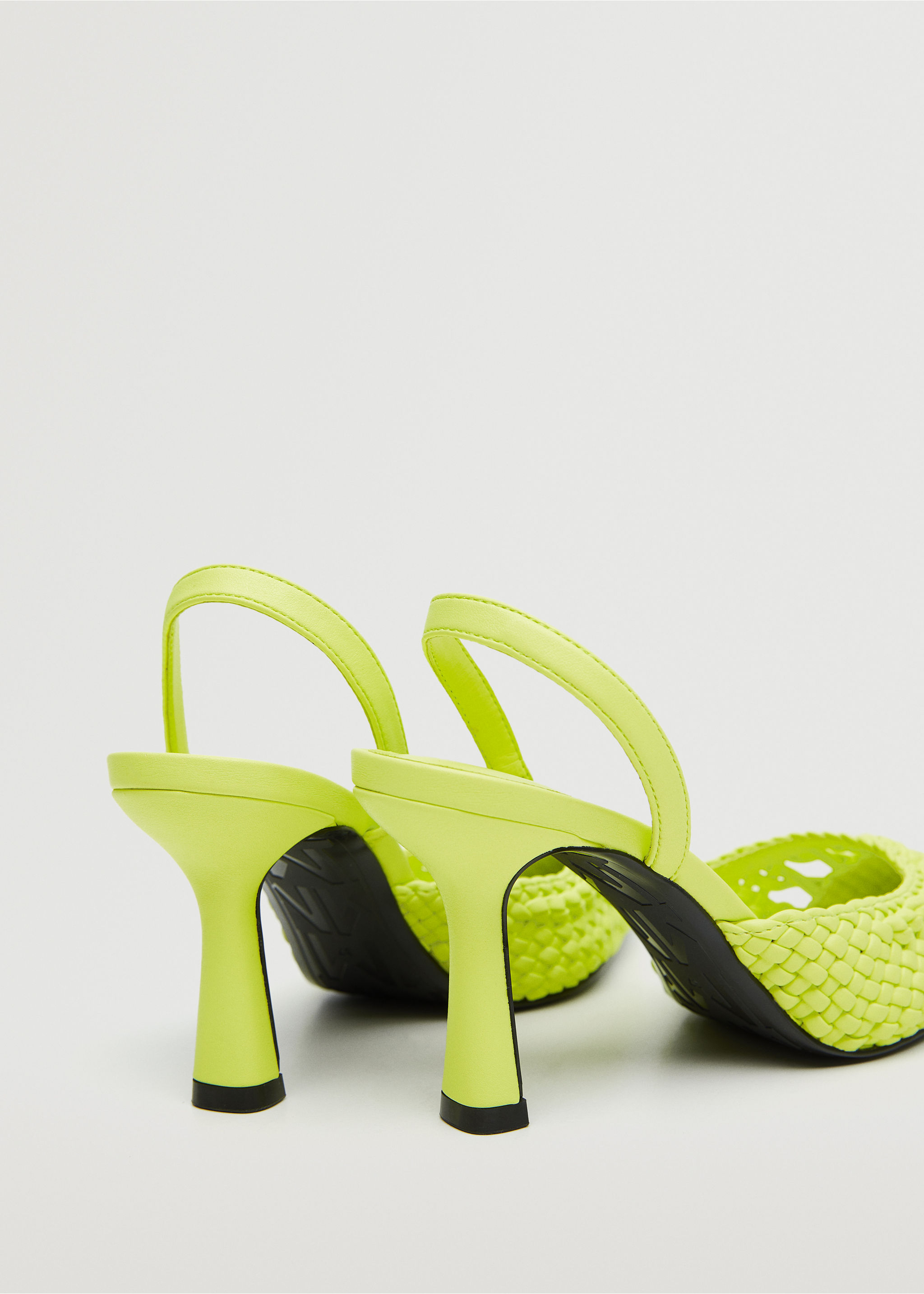 Gevlochten schoenen met hakken - Detail van het artikel 2