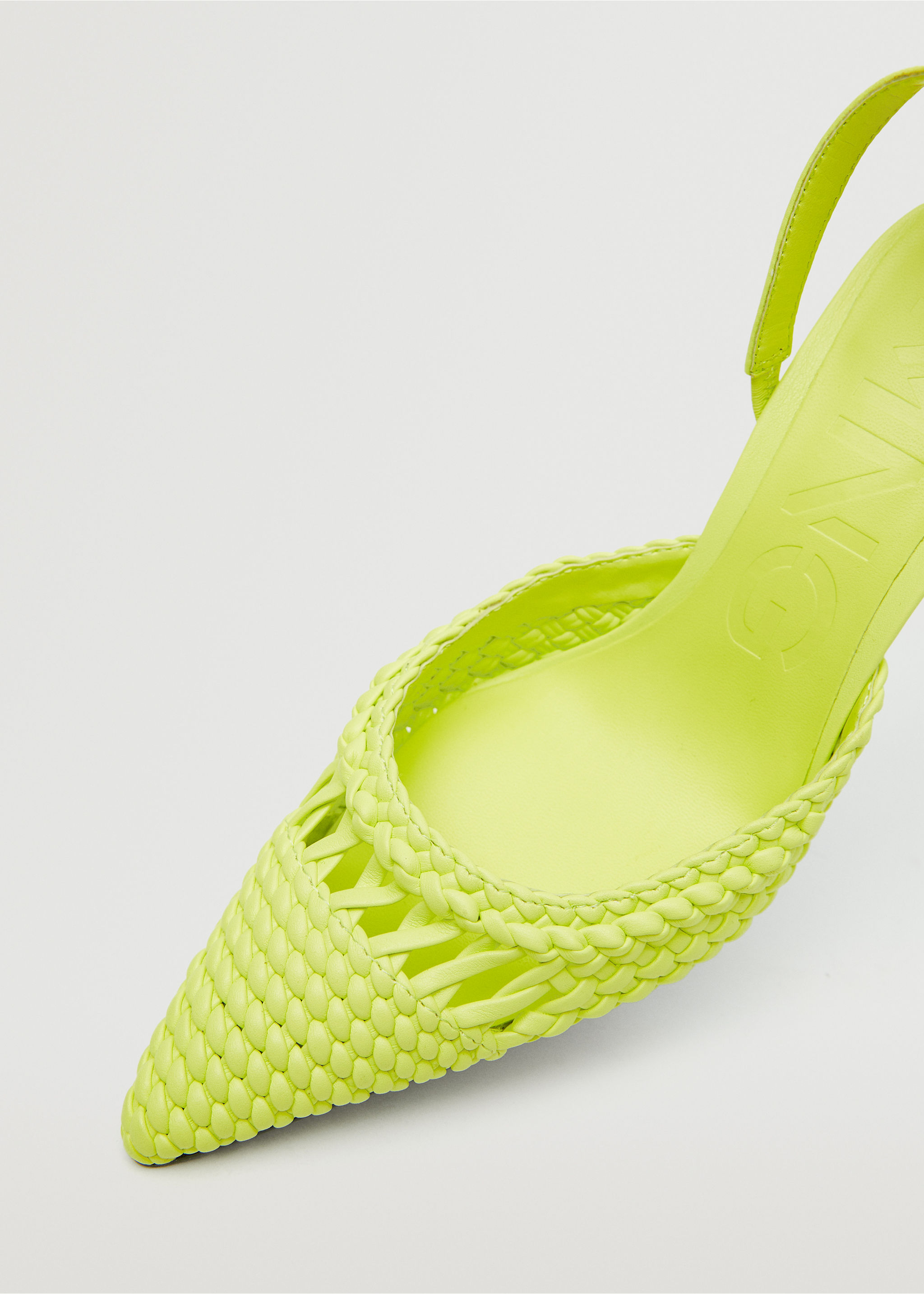 Gevlochten schoenen met hakken - Detail van het artikel 3