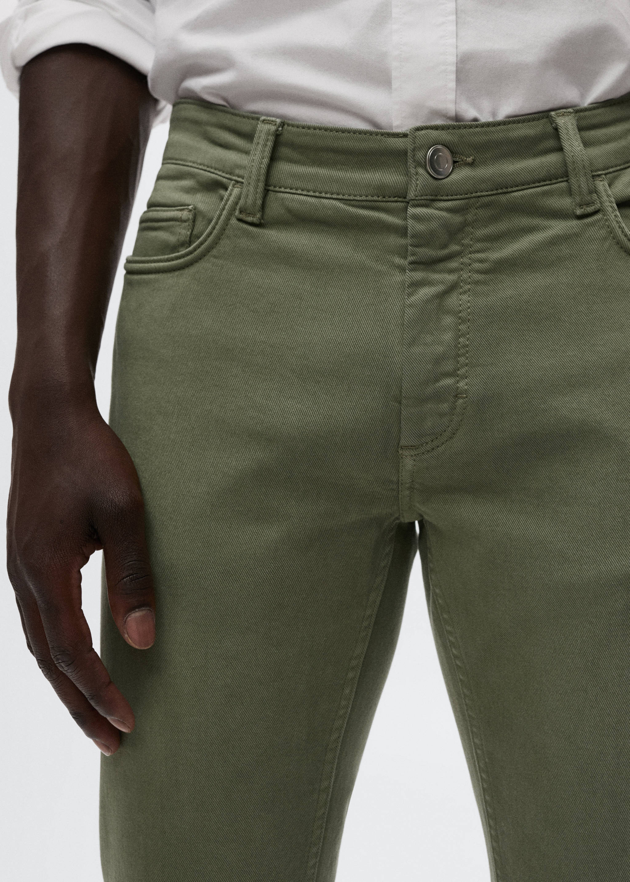 Farbige Slim Fit-Jeans - Detail des Artikels 1