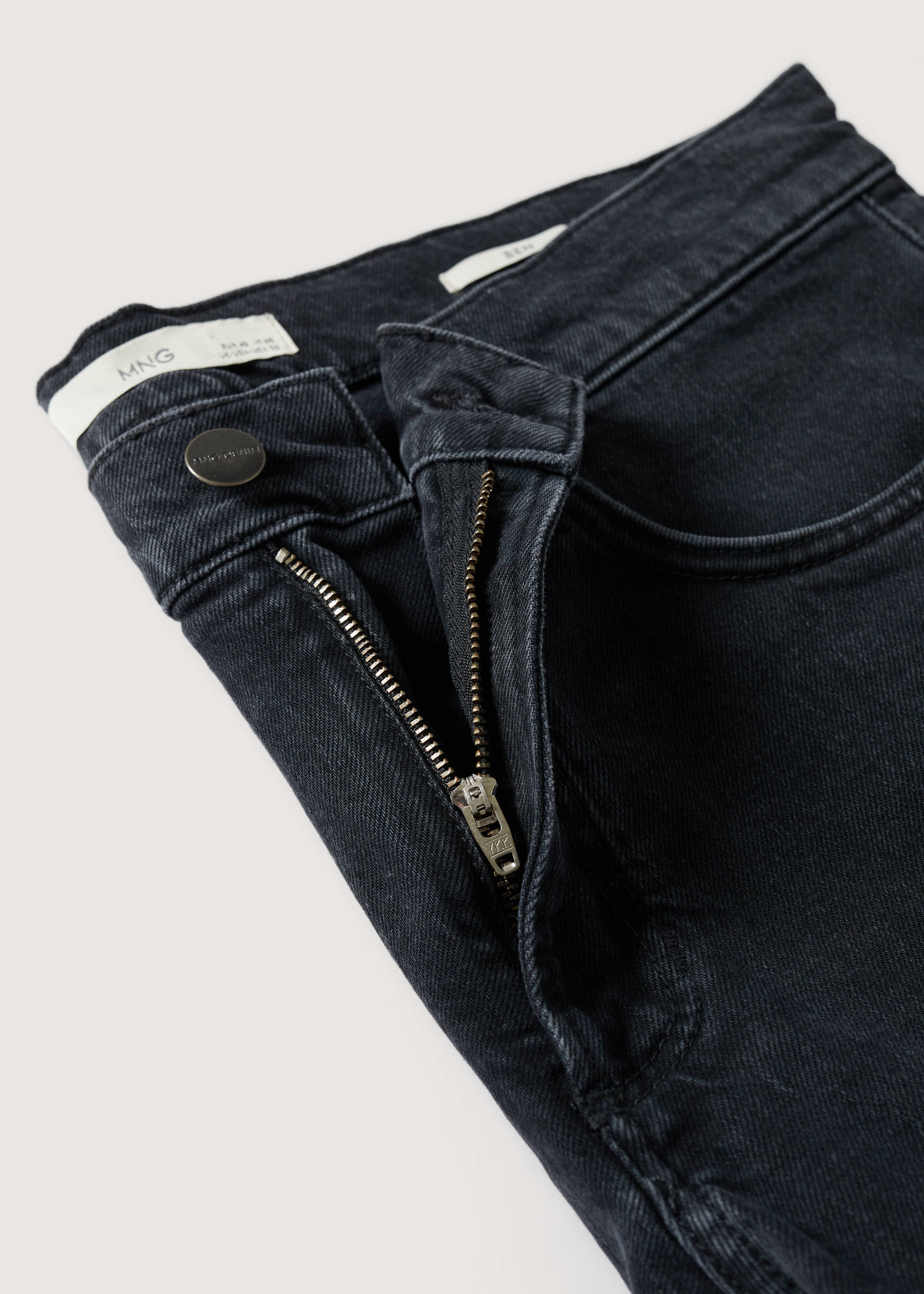 Tapered Jeans Ben in Cropped-Länge - Detail des Artikels 8