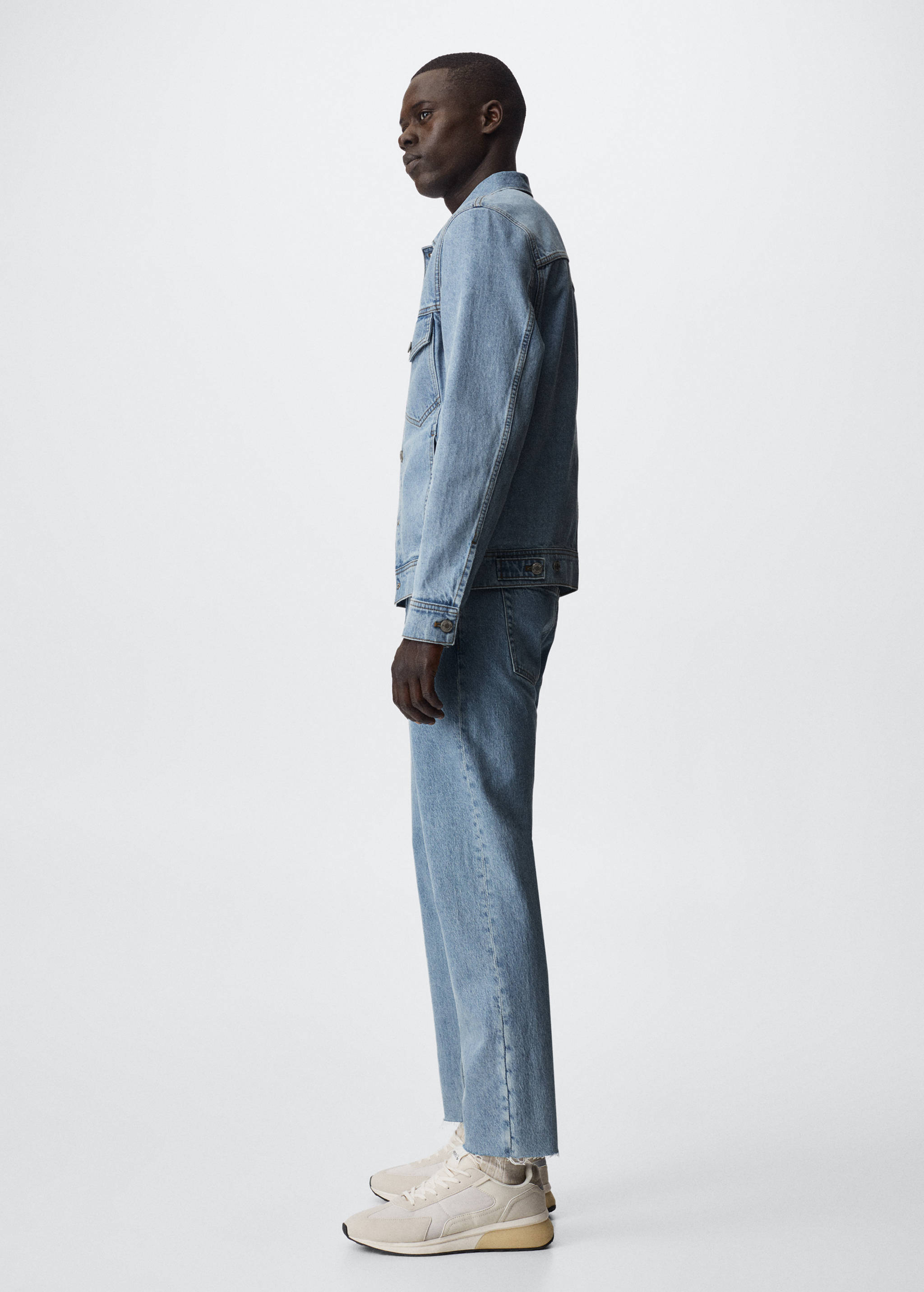 Pocketed denim jacket - Details of the article 2