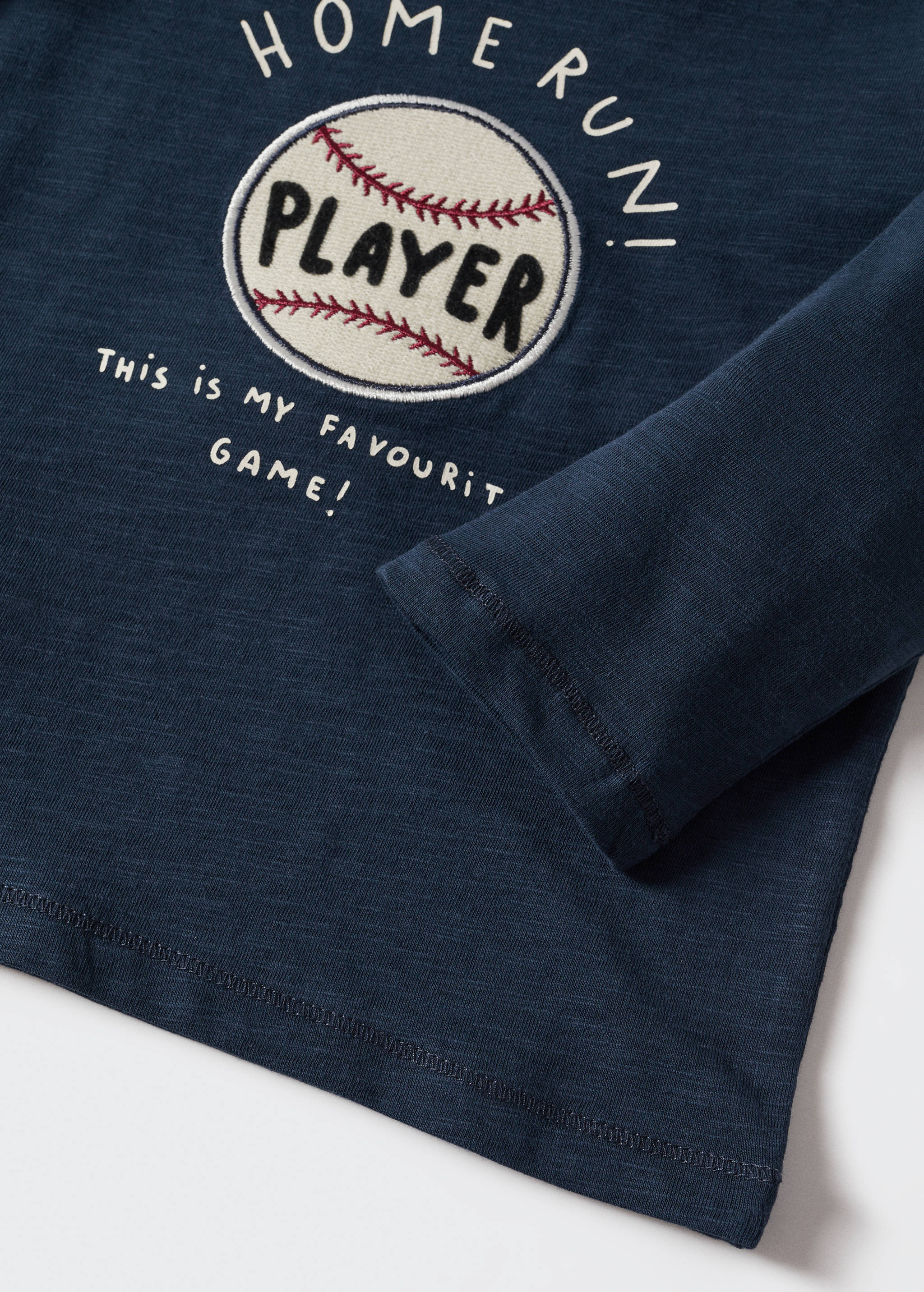 Langärmliges T-Shirt mit Stickerei - Detail des Artikels 9