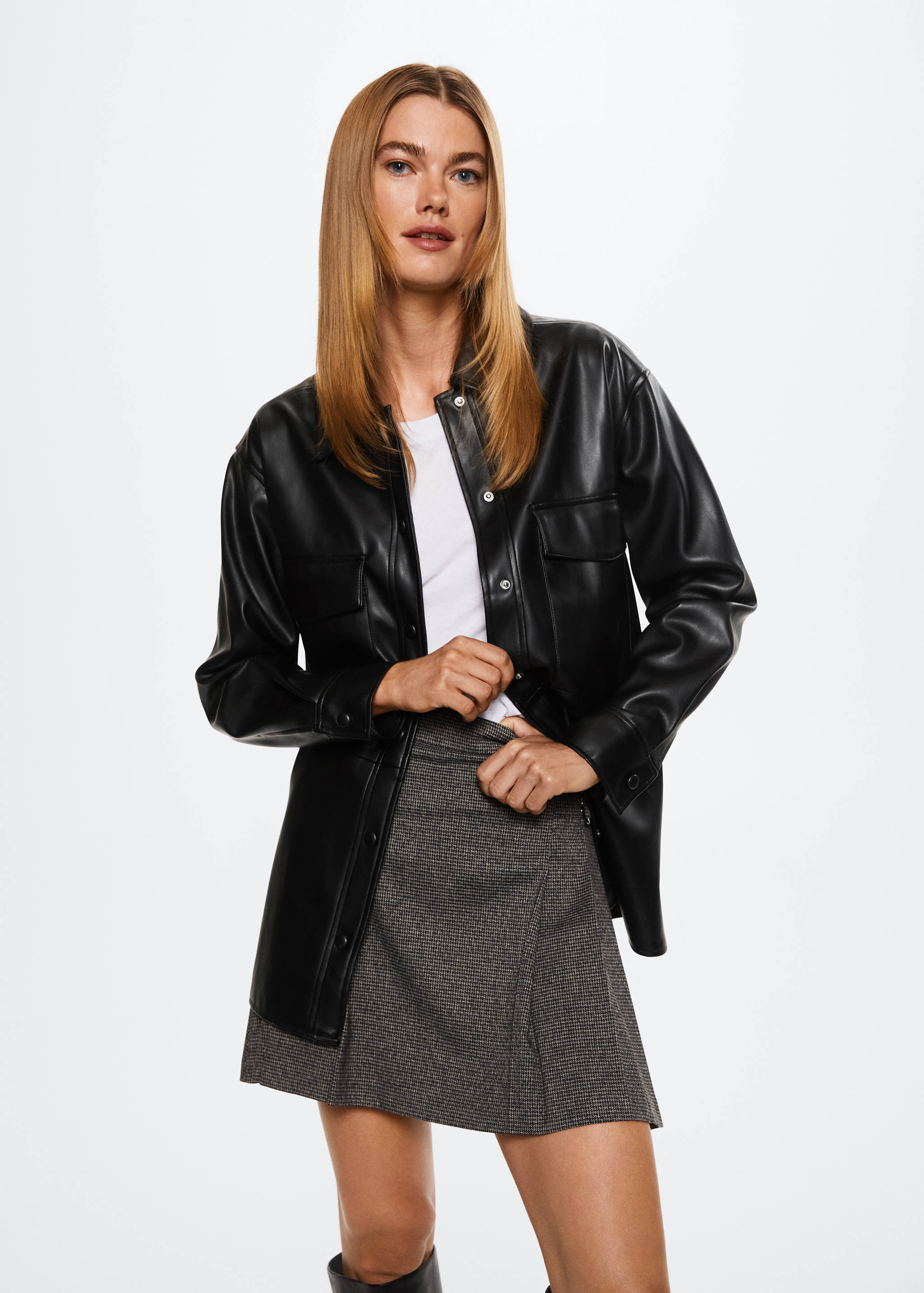 Surchemise similicuir oversize - Plan moyen