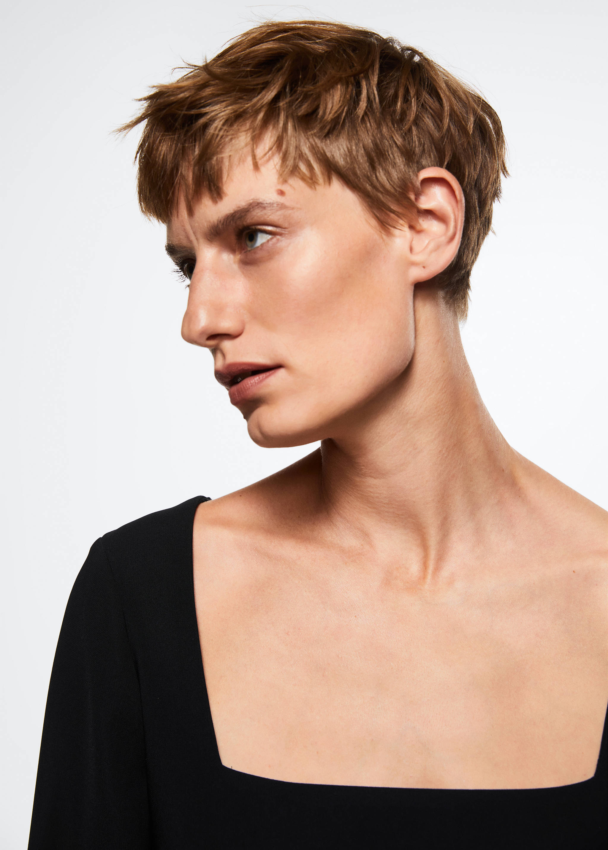 Fitted dress - Details of the article 2