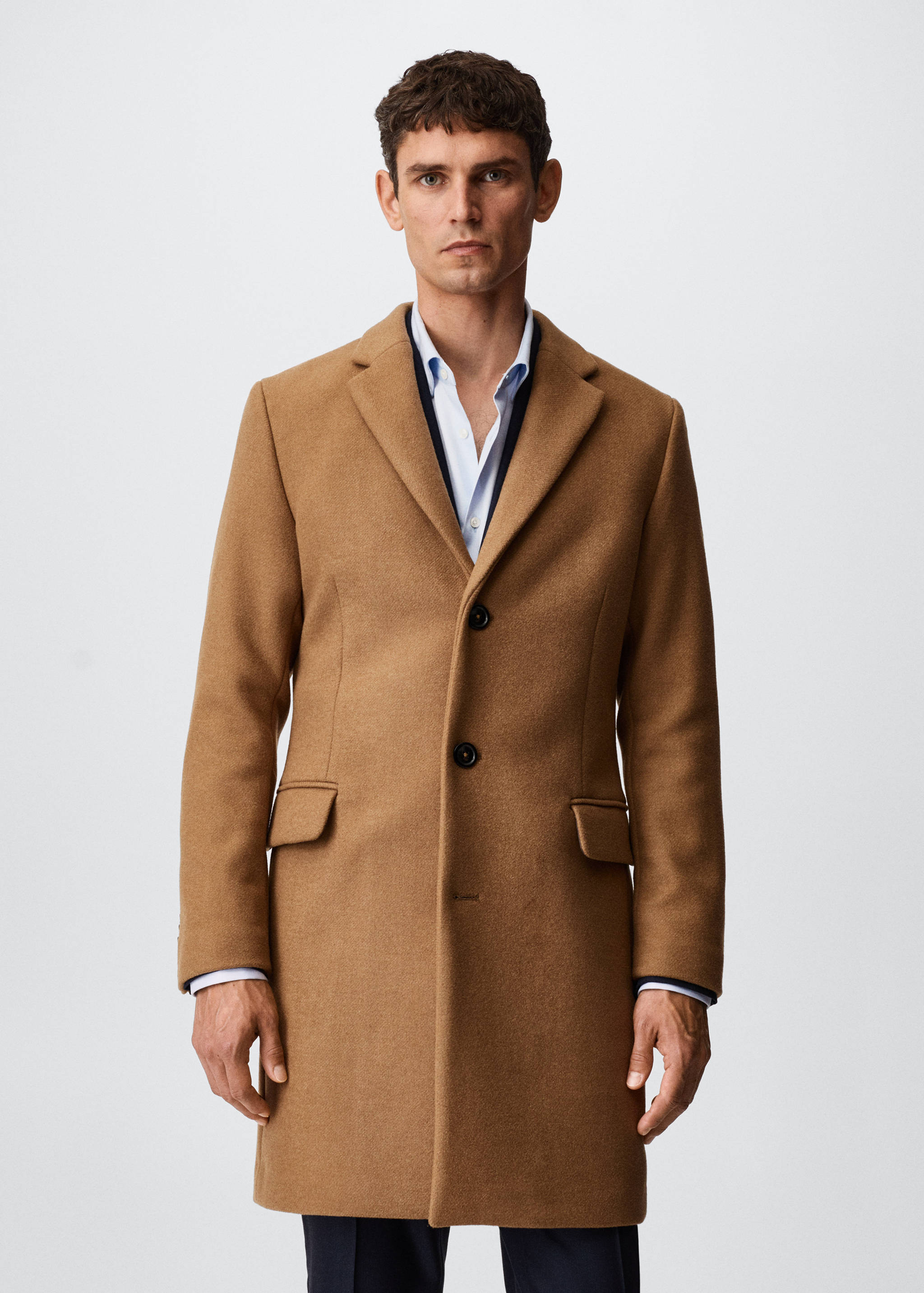 Manteau long laine recyclée - Plan moyen