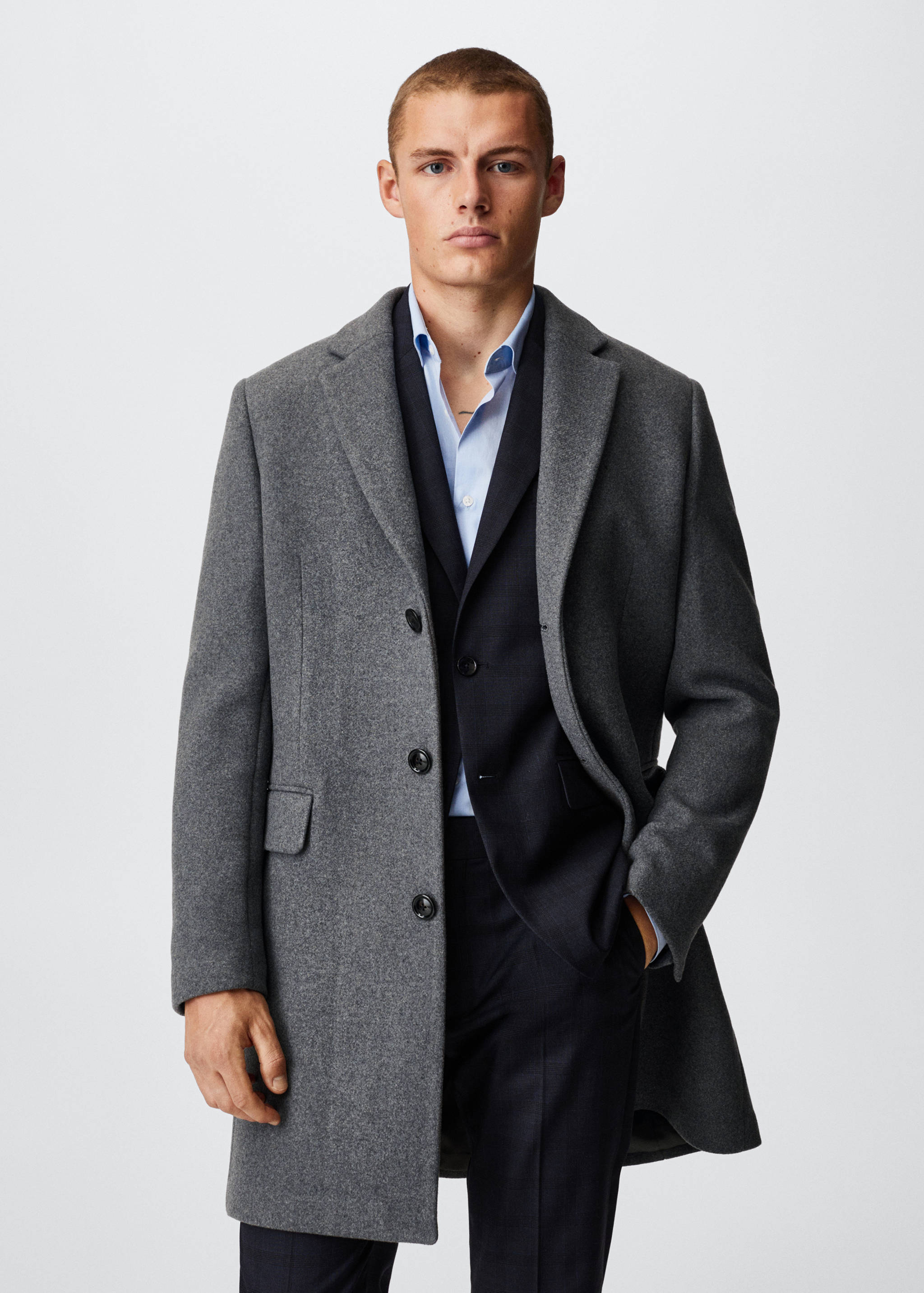 Manteau long laine recyclée - Plan moyen