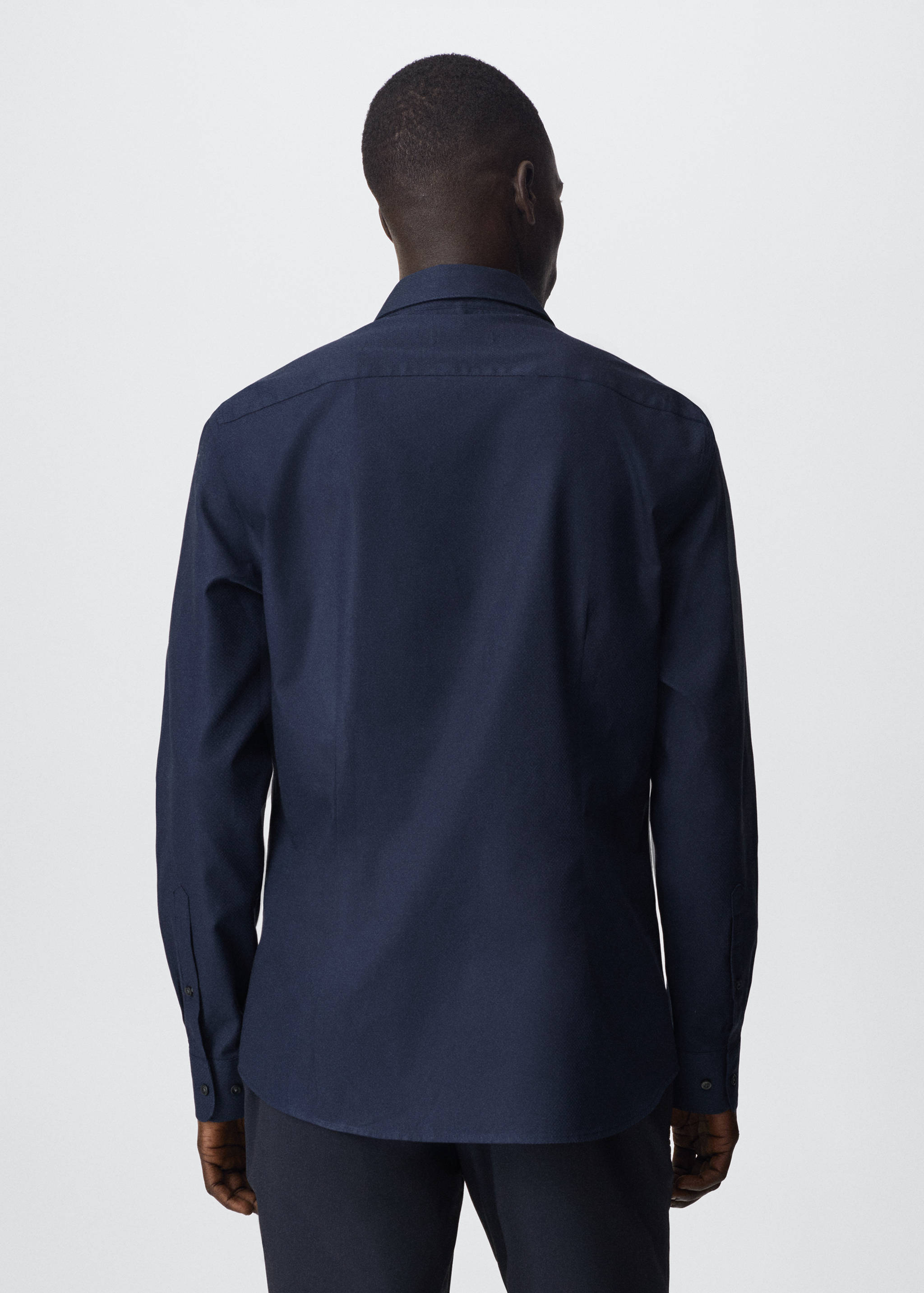 Slim Fit-Hemd aus Baumwolle - Rückseite des Artikels