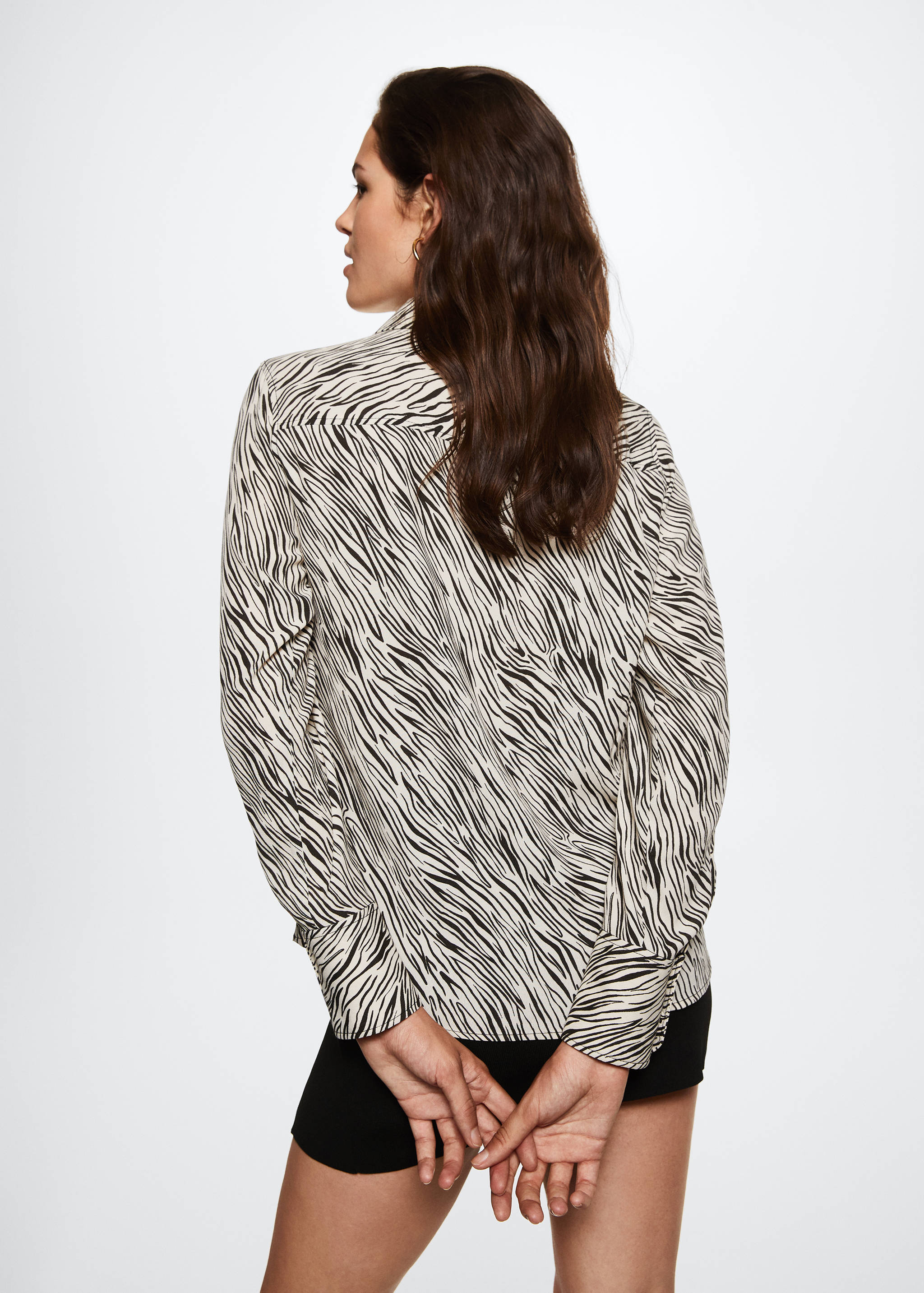 Animal print shirt - Reverse of the article