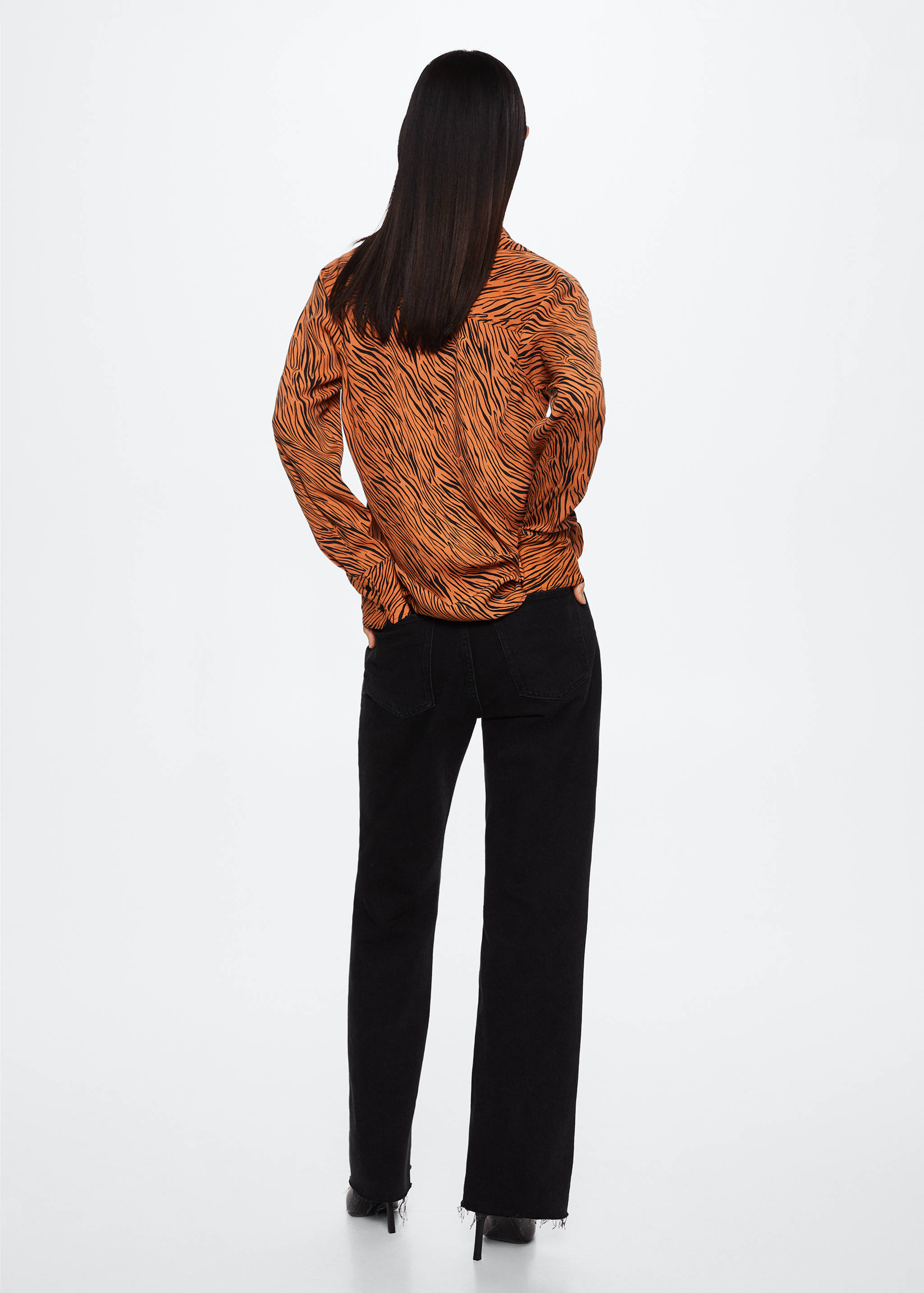 Animal print shirt - Reverse of the article