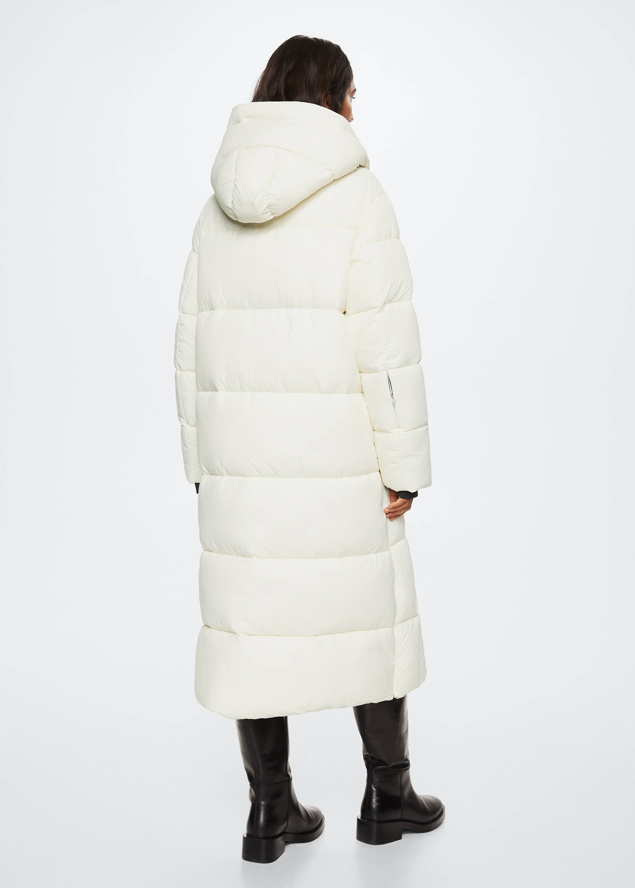 Quilted long coat - Reverse of the article