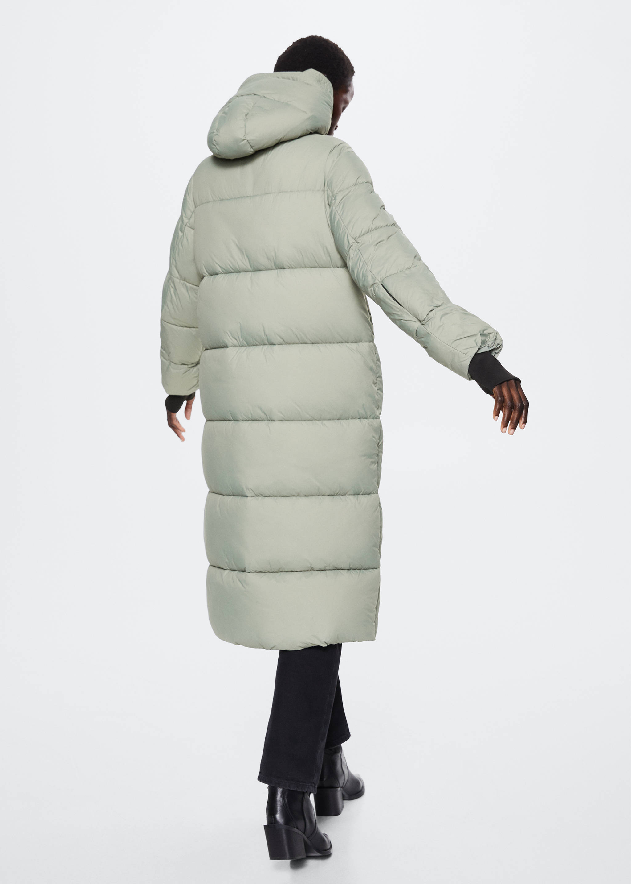 Quilted long coat - Reverse of the article