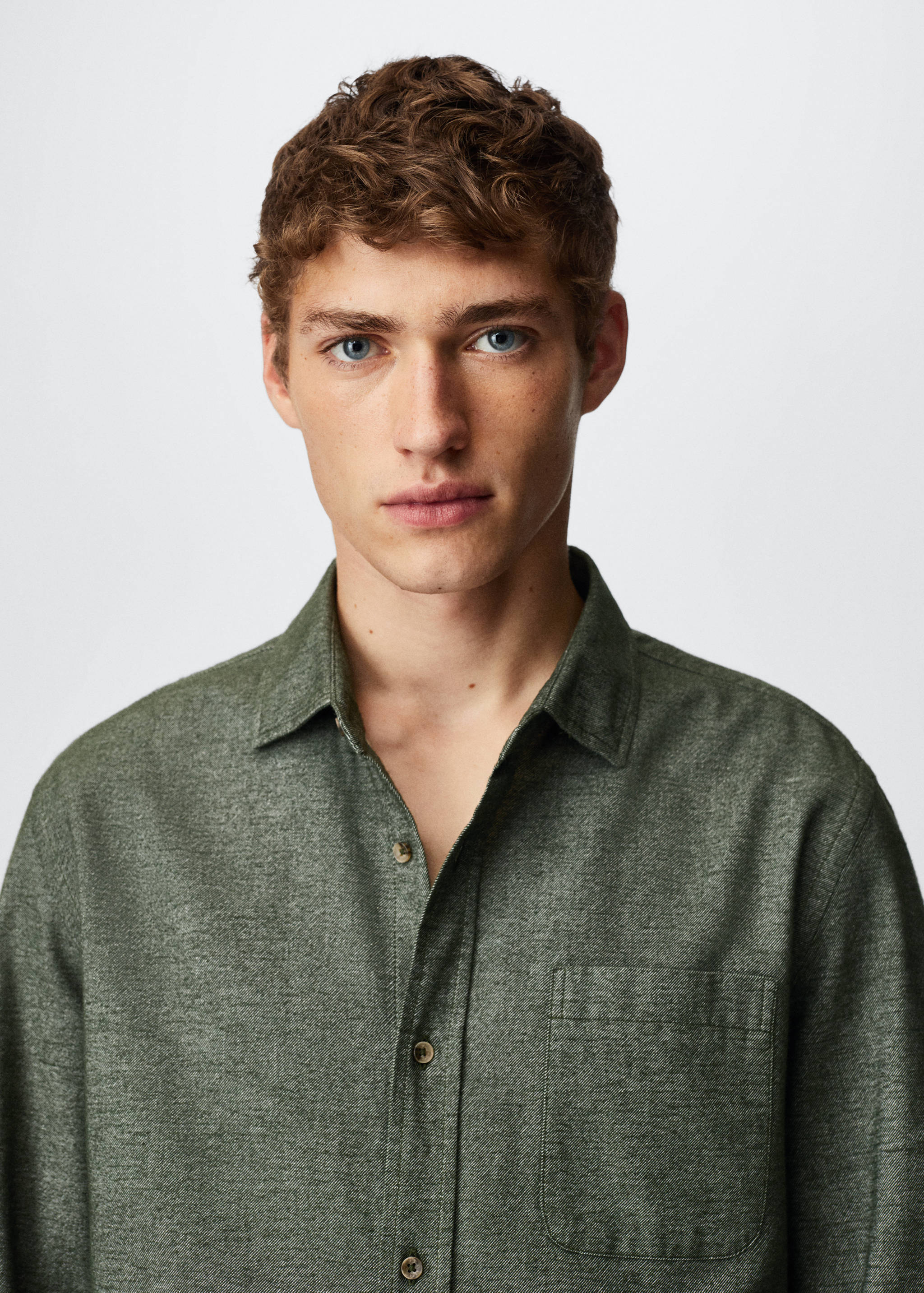 Chest-pocket cotton shirt - Details of the article 1