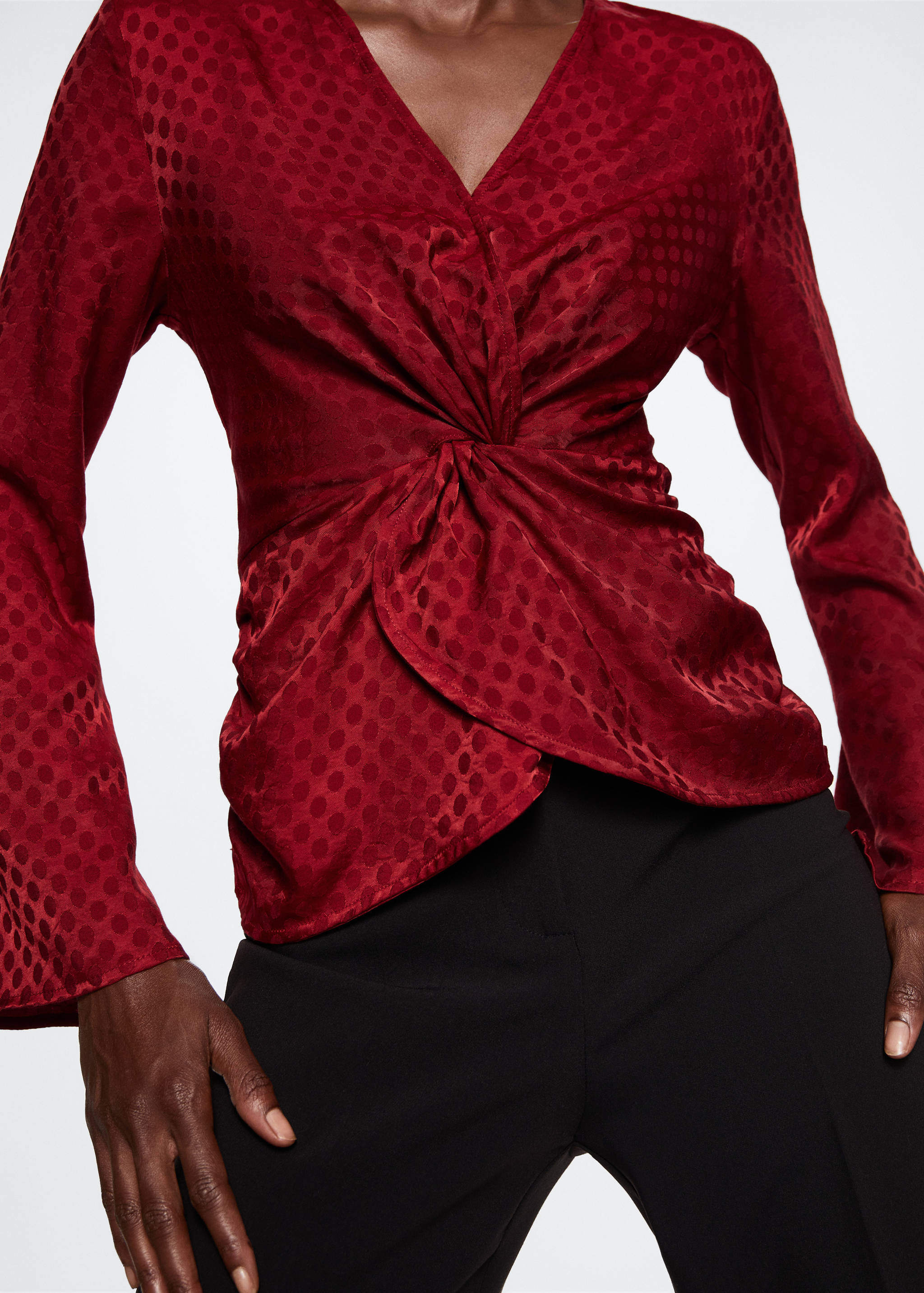 Brusa nus setinada  - Detall de l'article 2