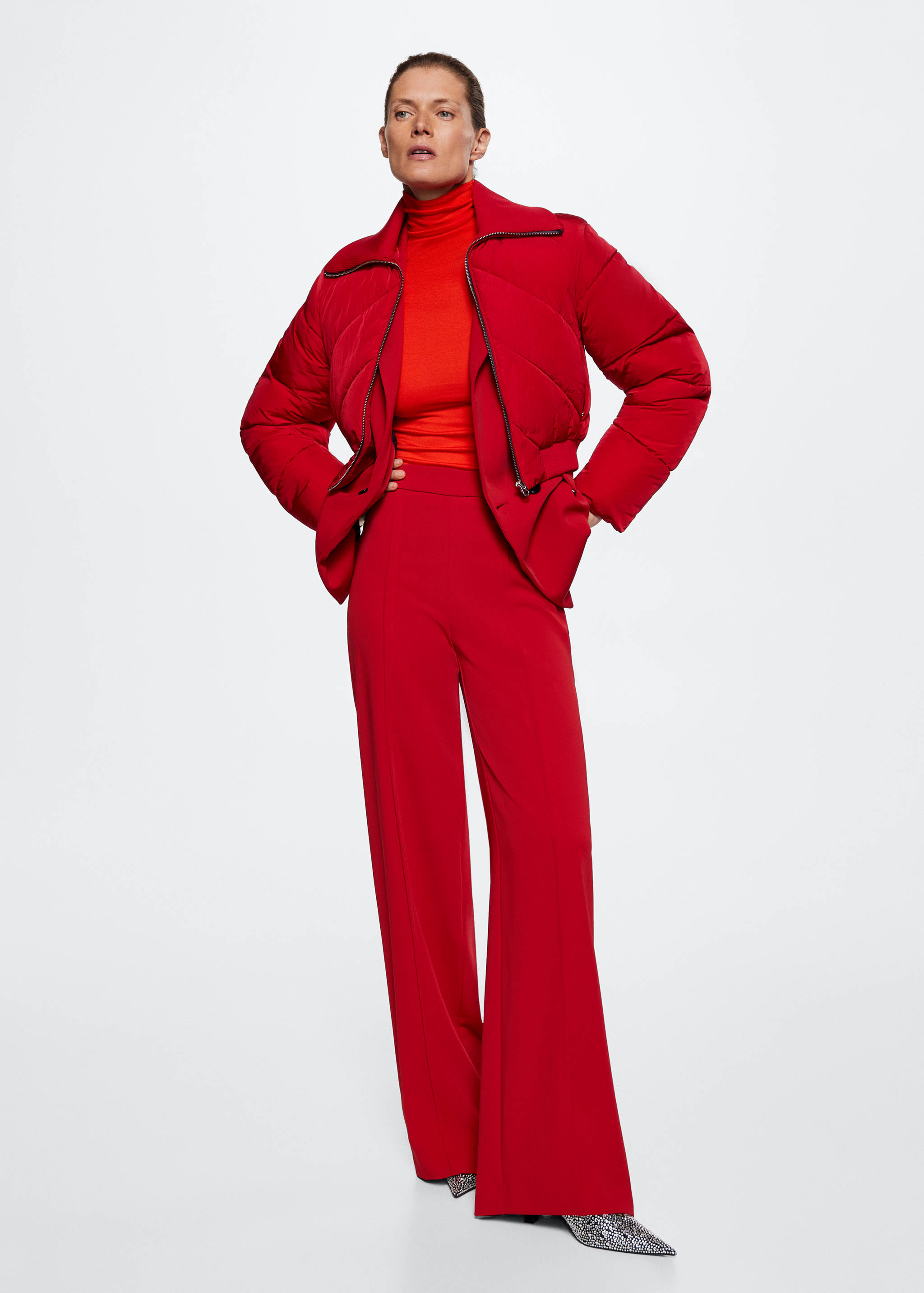 Short quilted anorak - General plane