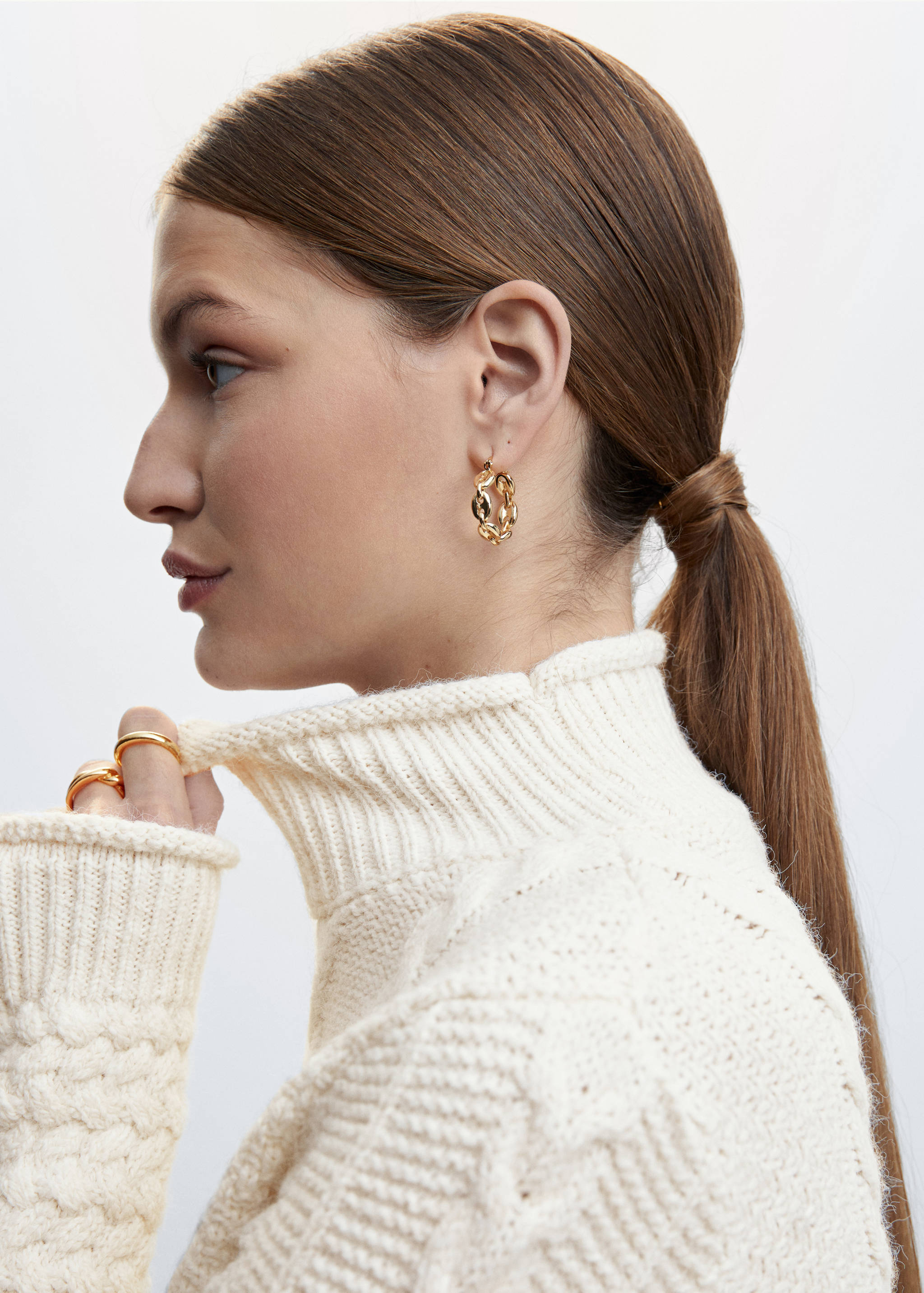 Braided turtleneck sweater - Details of the article 1