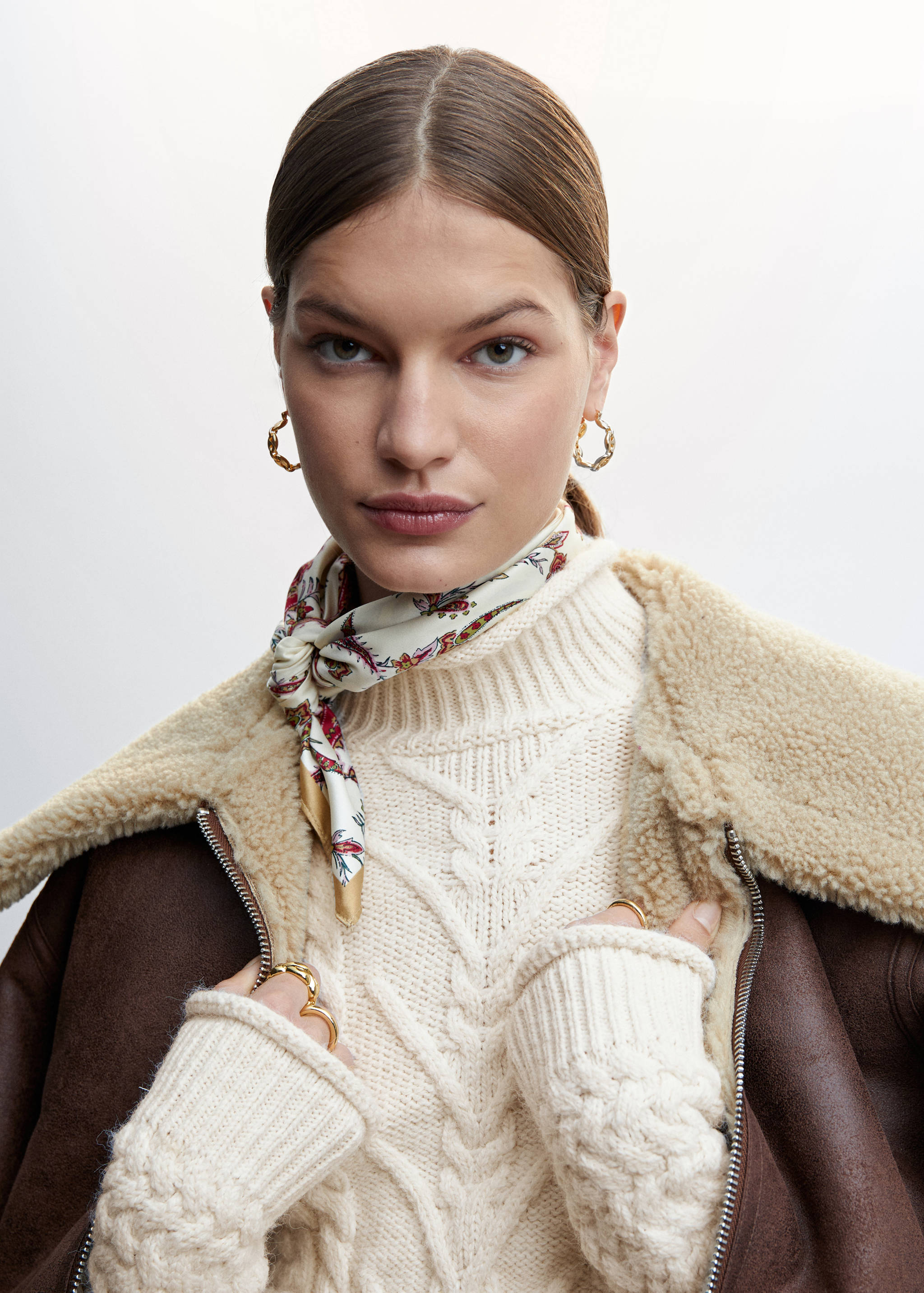 Braided turtleneck sweater - Details of the article 2