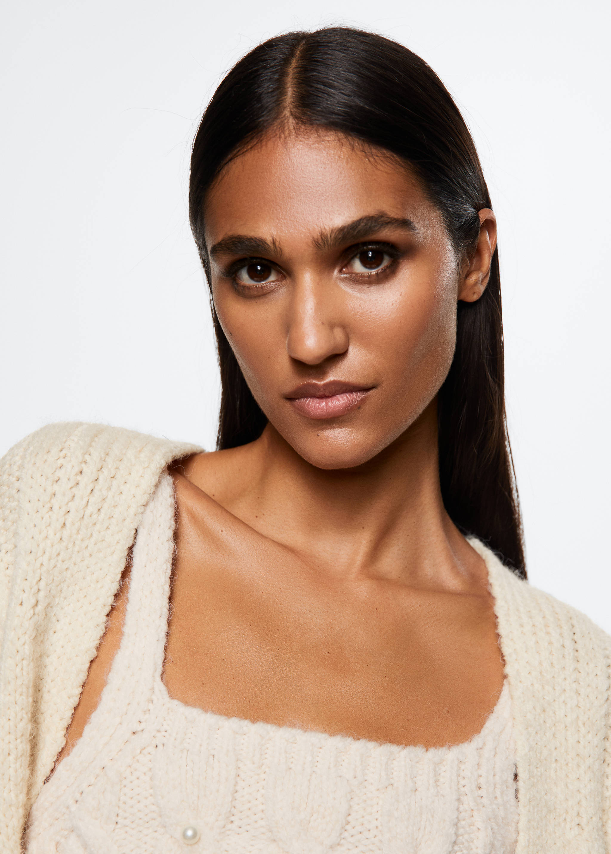 Knitted cardigan with pearls - Details of the article 6