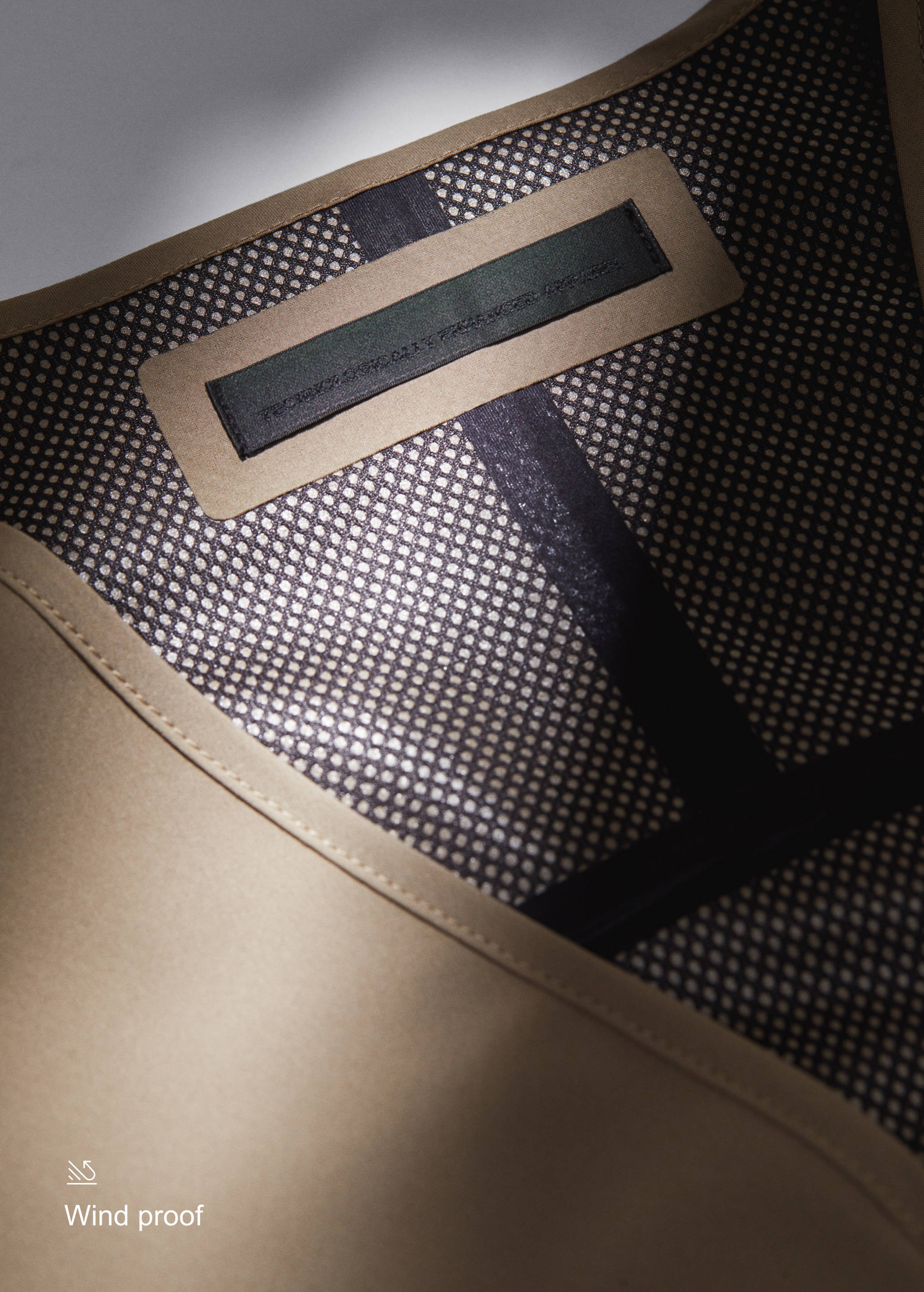 Armilla multibutxaques impermeable - Detall de l'article 6