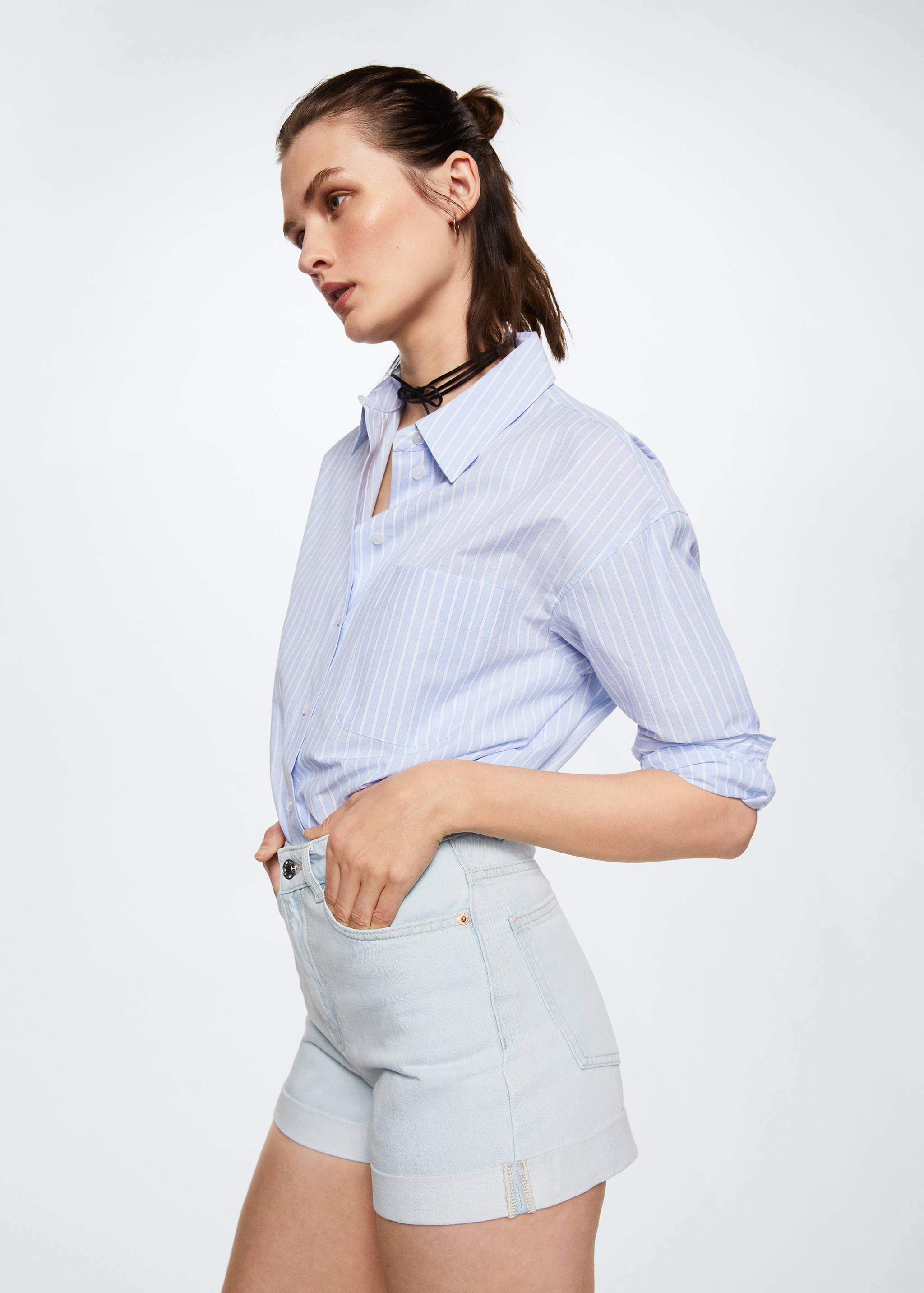 Mom-fit denim shorts - Medium plane