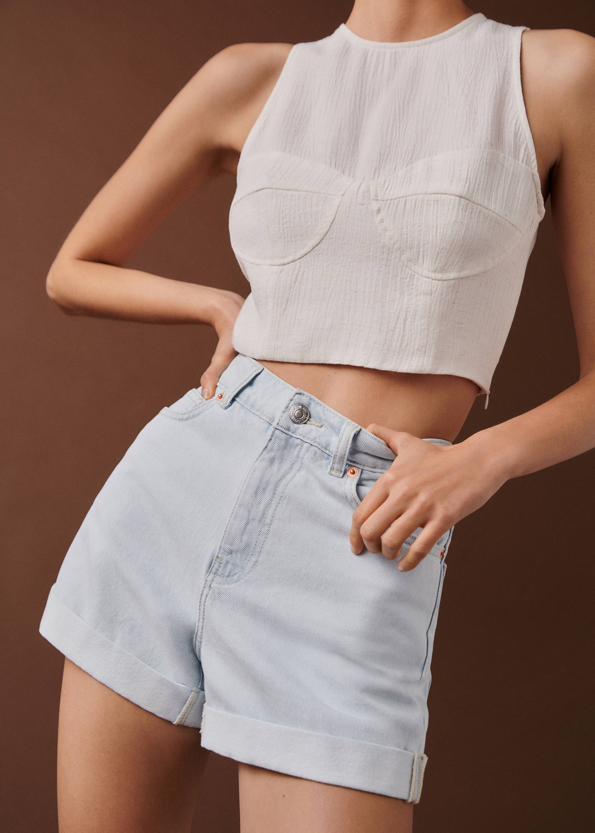Mom-fit denim shorts - Details of the article 7