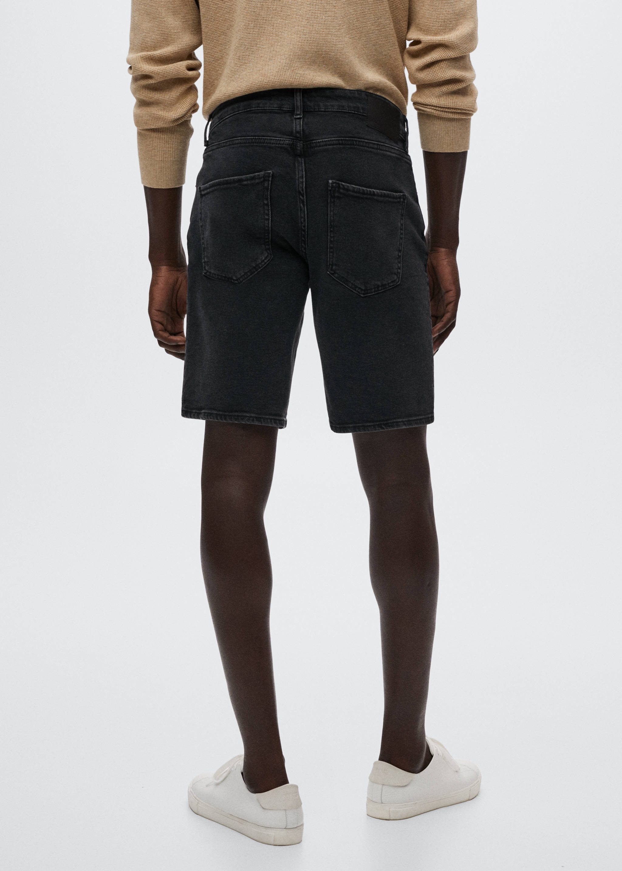 Bermudas vaqueras regular fit - Reverso del artículo