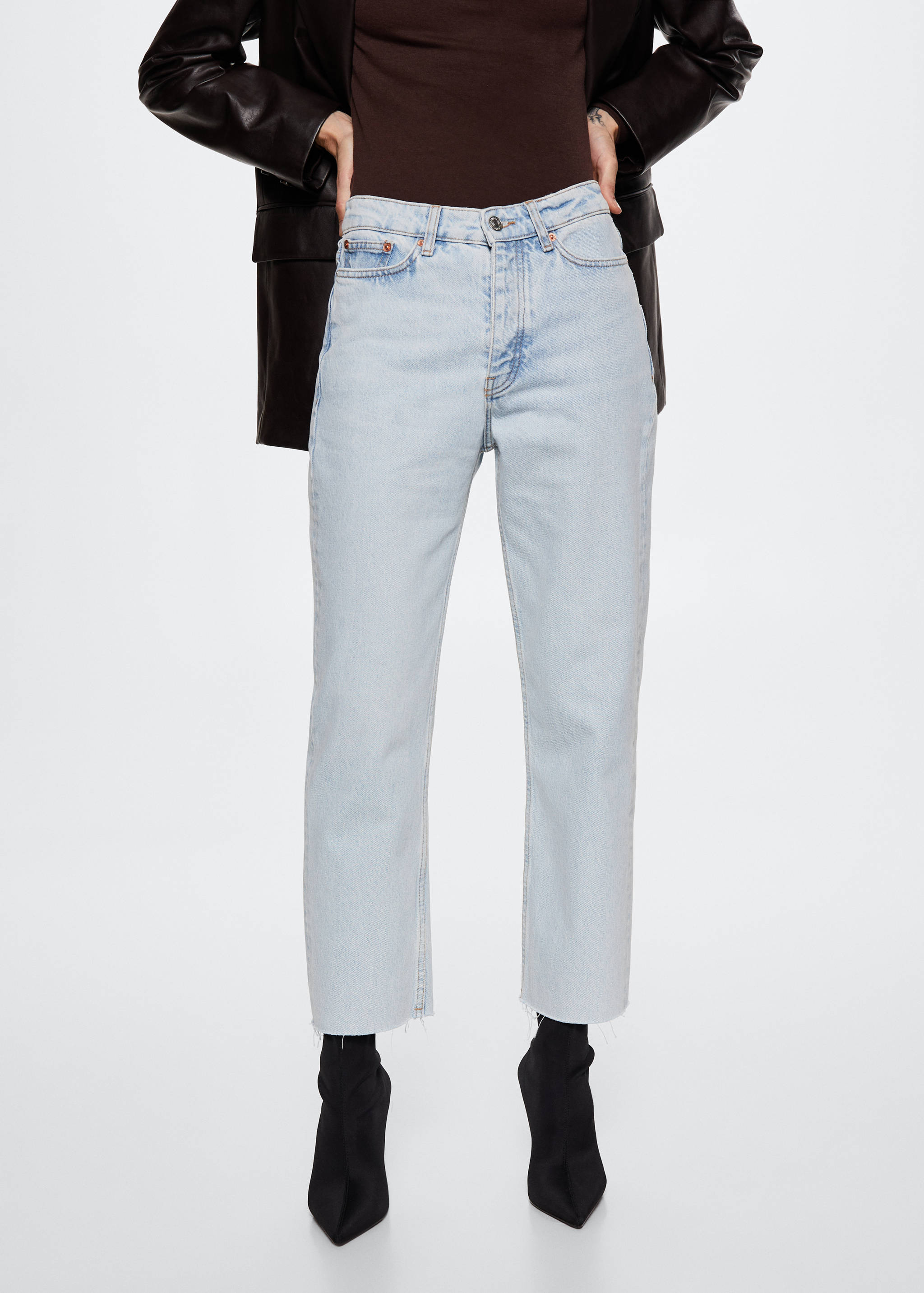 Jeans rectos tiro alto crop - Plano medio