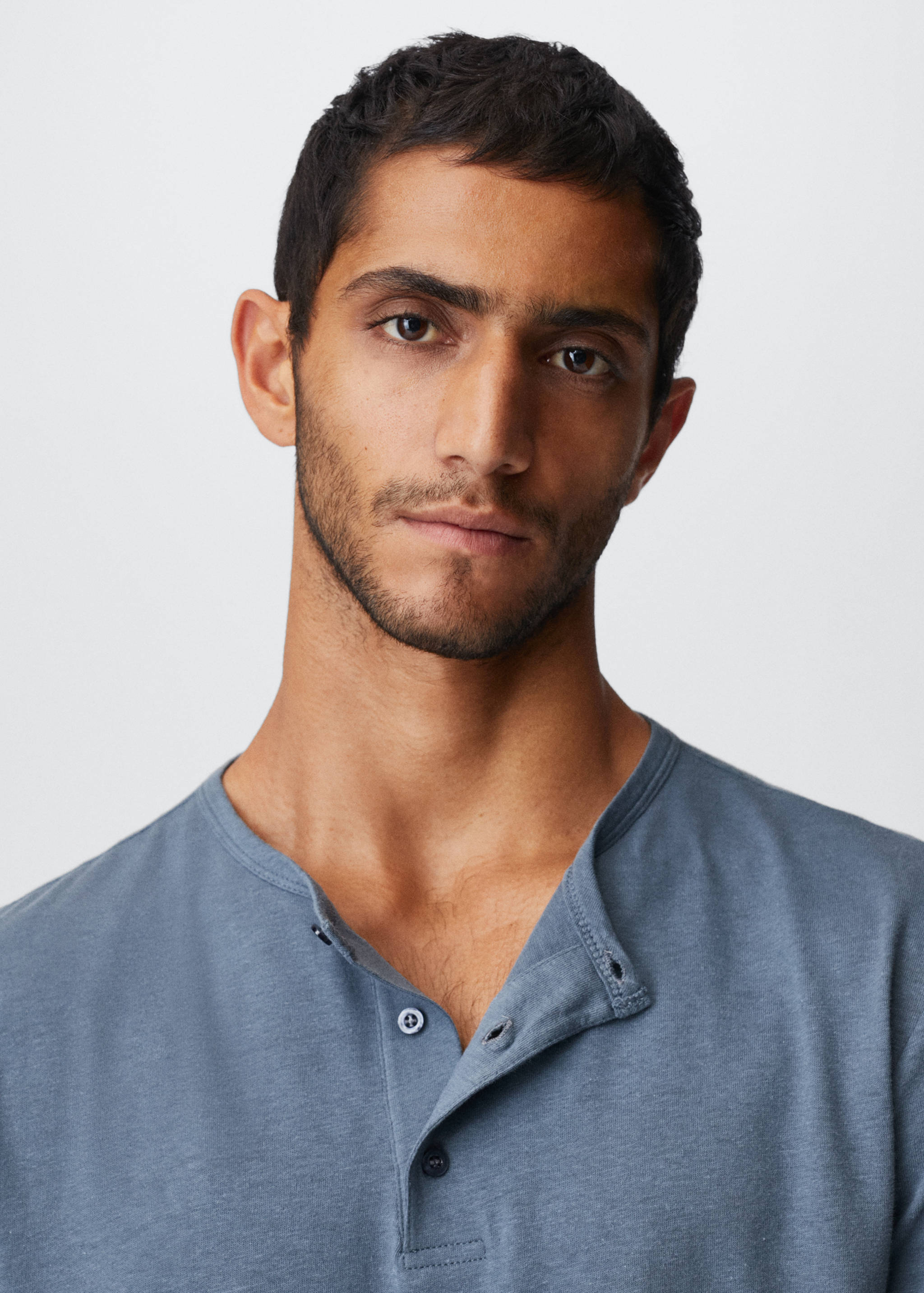 Henley linen-blend T-shirt - Details of the article 1
