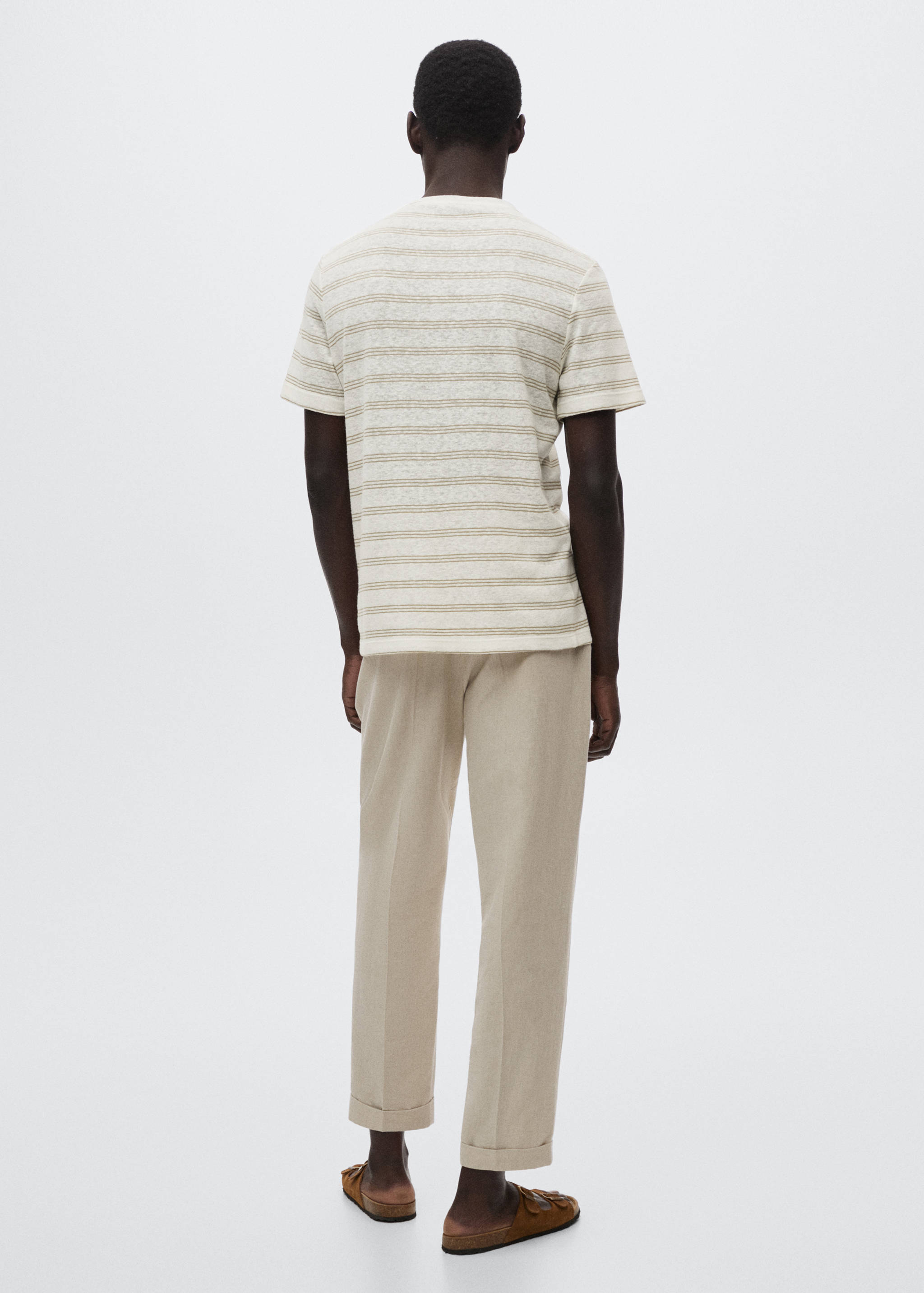 Gestreiftes Leinen-T-Shirt - Rückseite des Artikels