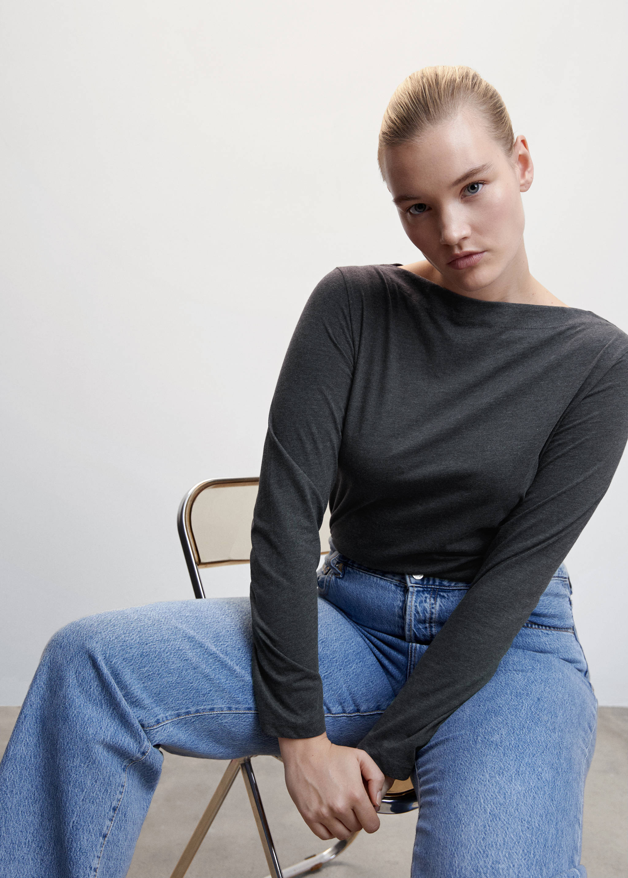 Cotton boat neck t-shirt - Details of the article 5