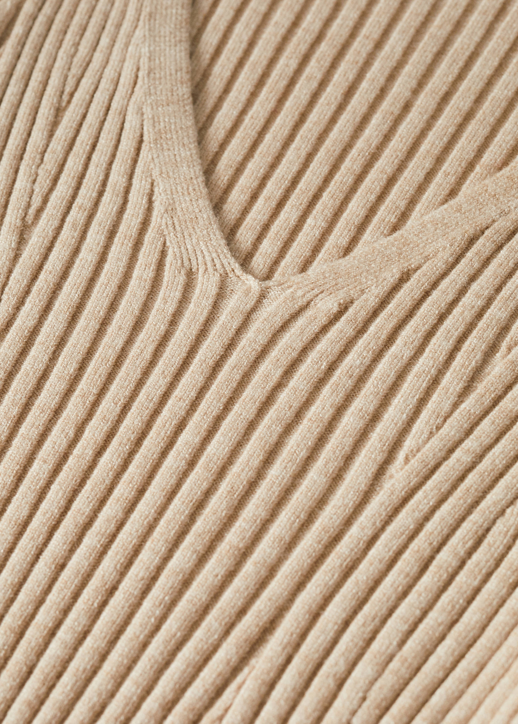 V-neck ribbed knit sweater - Details of the article 8