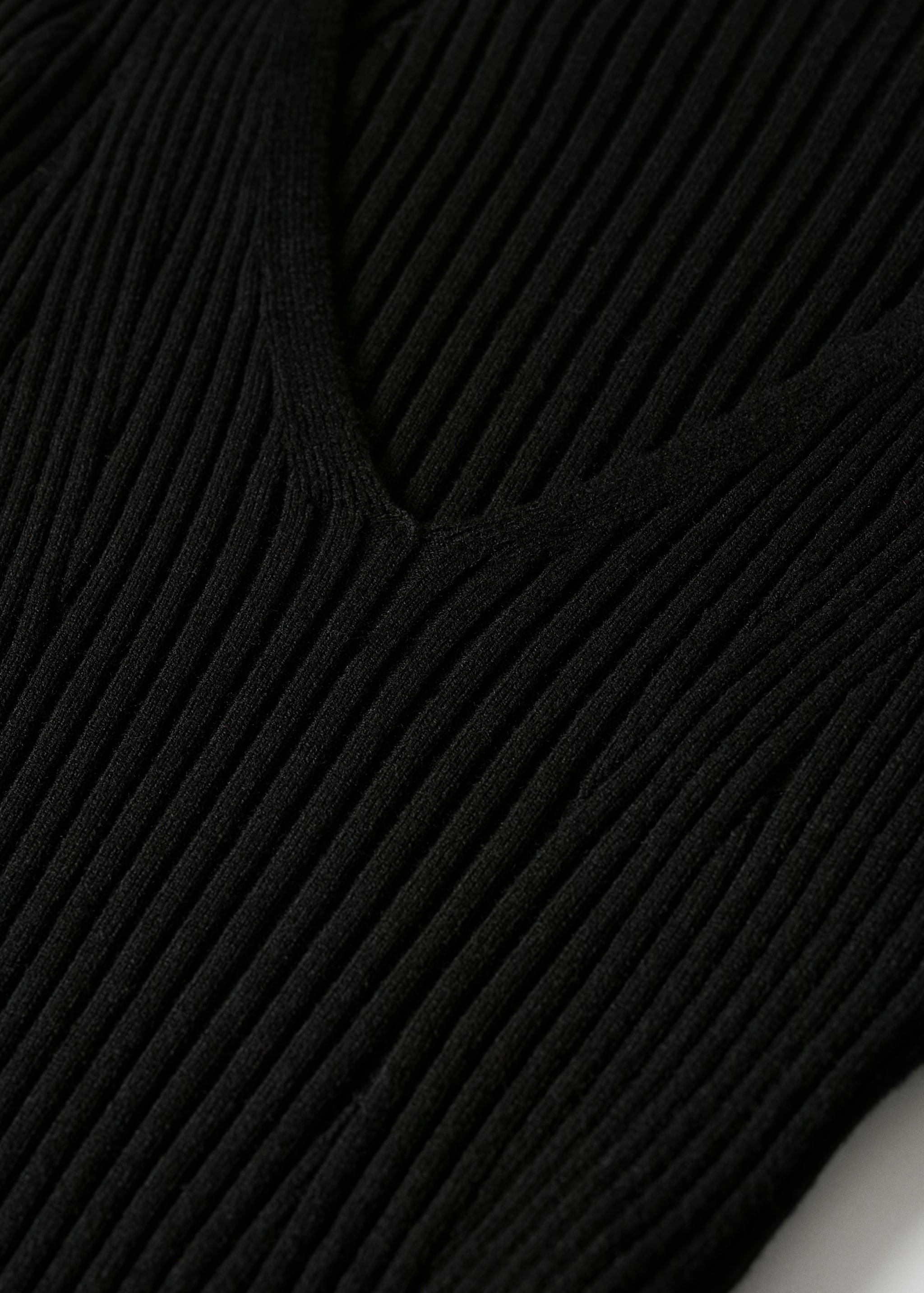V-neck ribbed knit sweater - Details of the article 8