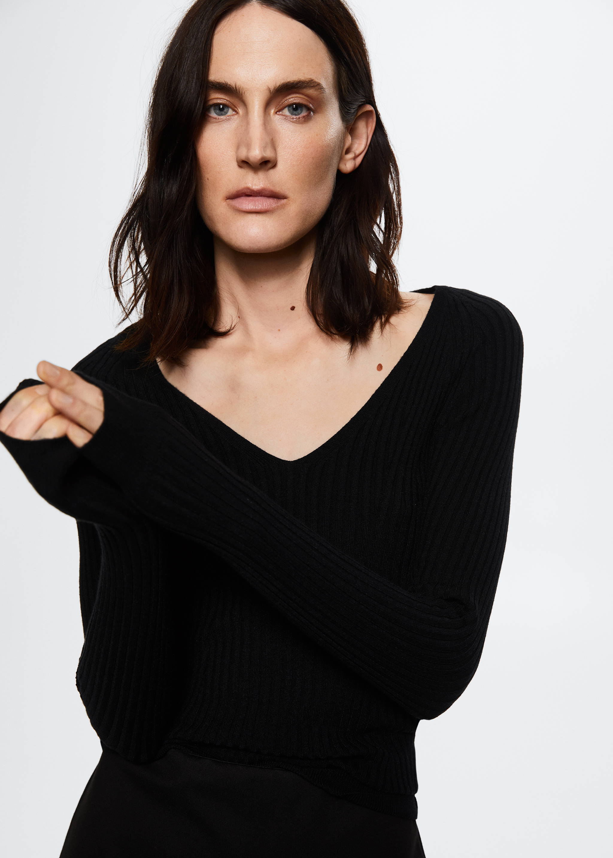 V-neck ribbed knit sweater - Details of the article 6
