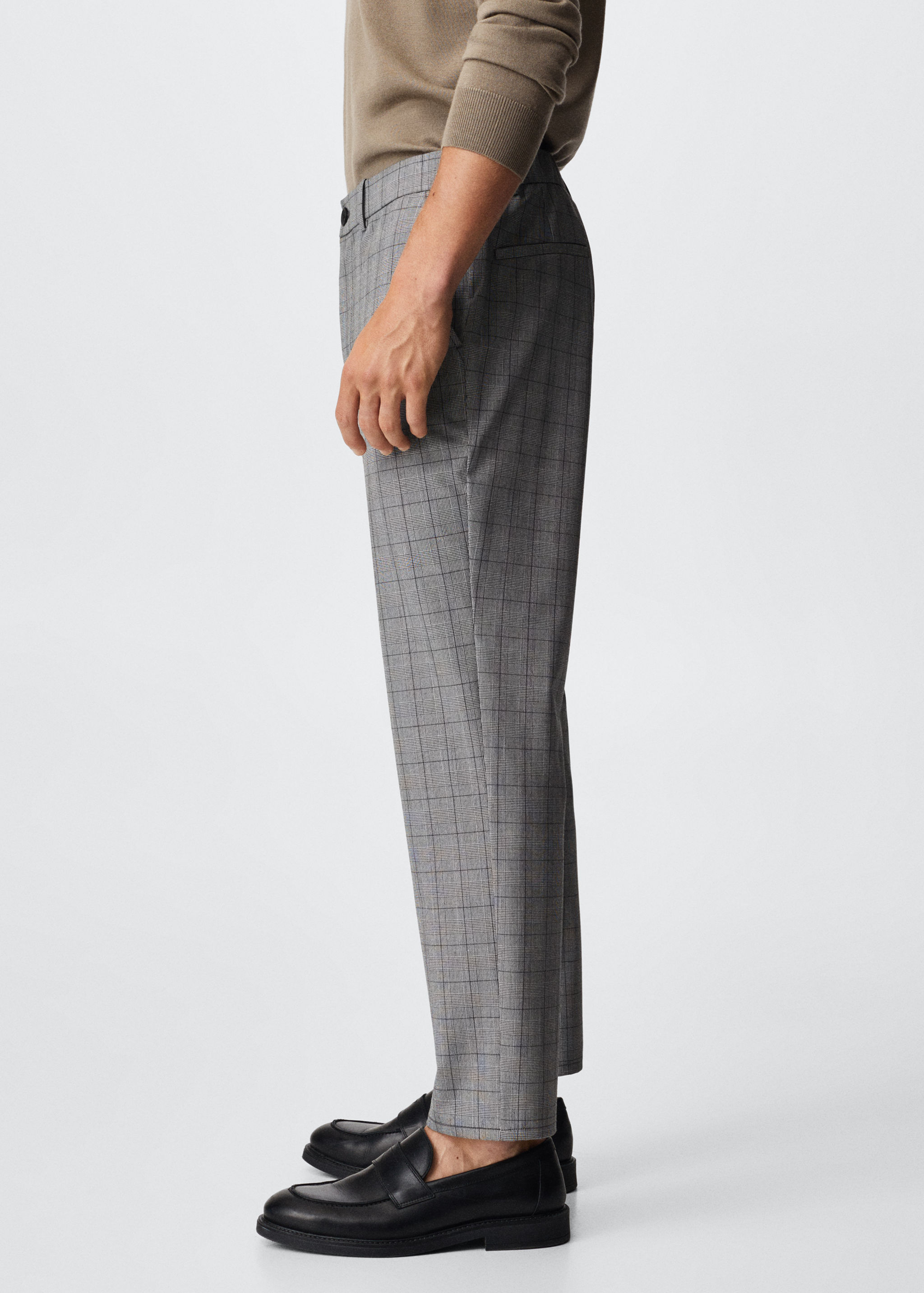 Tapered fit stretch trousers - Details of the article 2