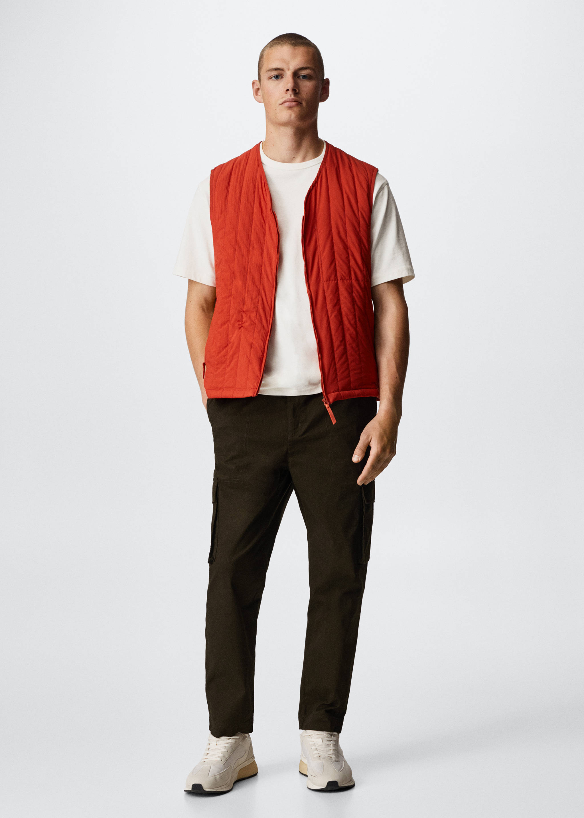 Thermoregulating waterproof gilet - General plane