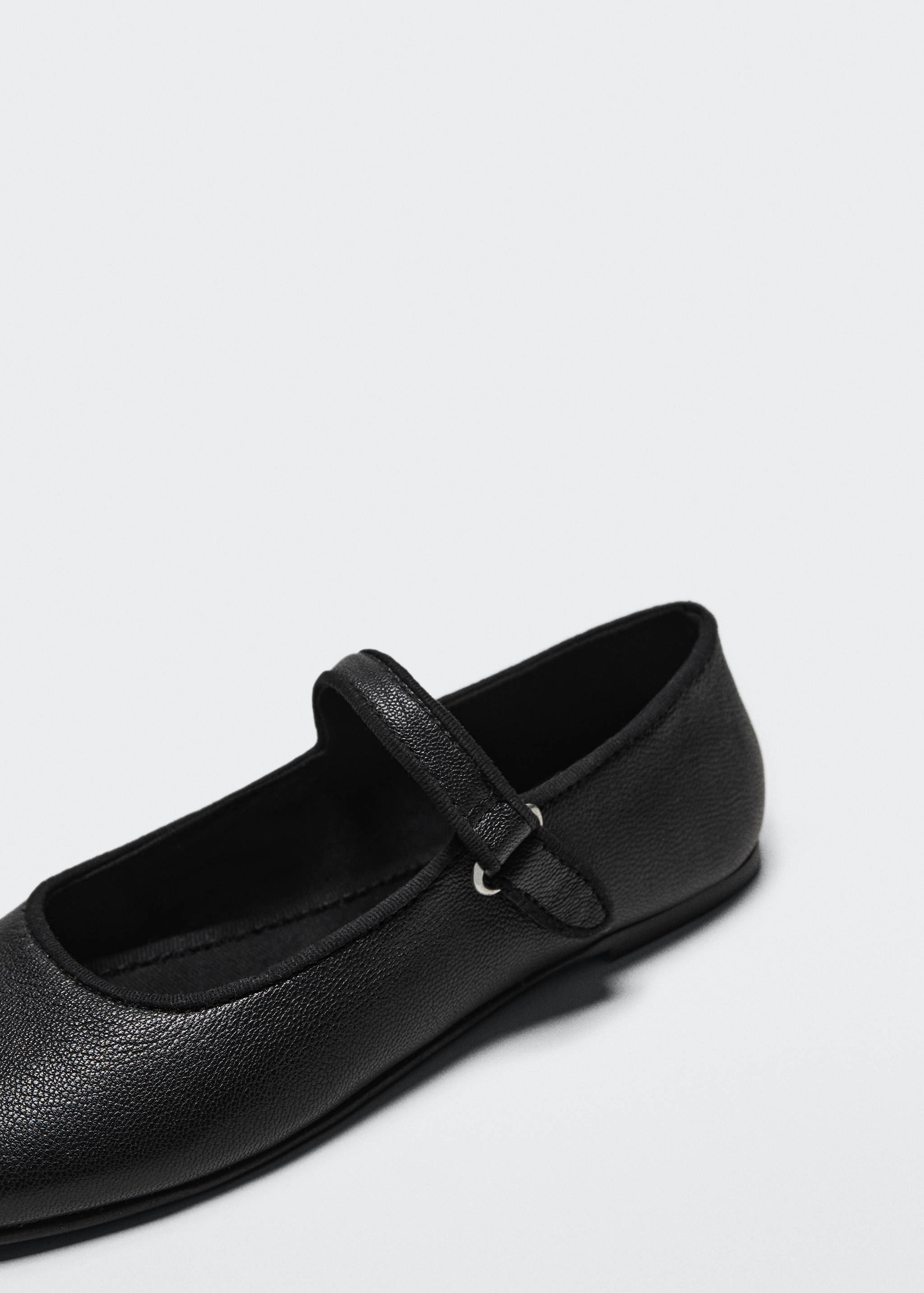 Leather ballet flats - Details of the article 3