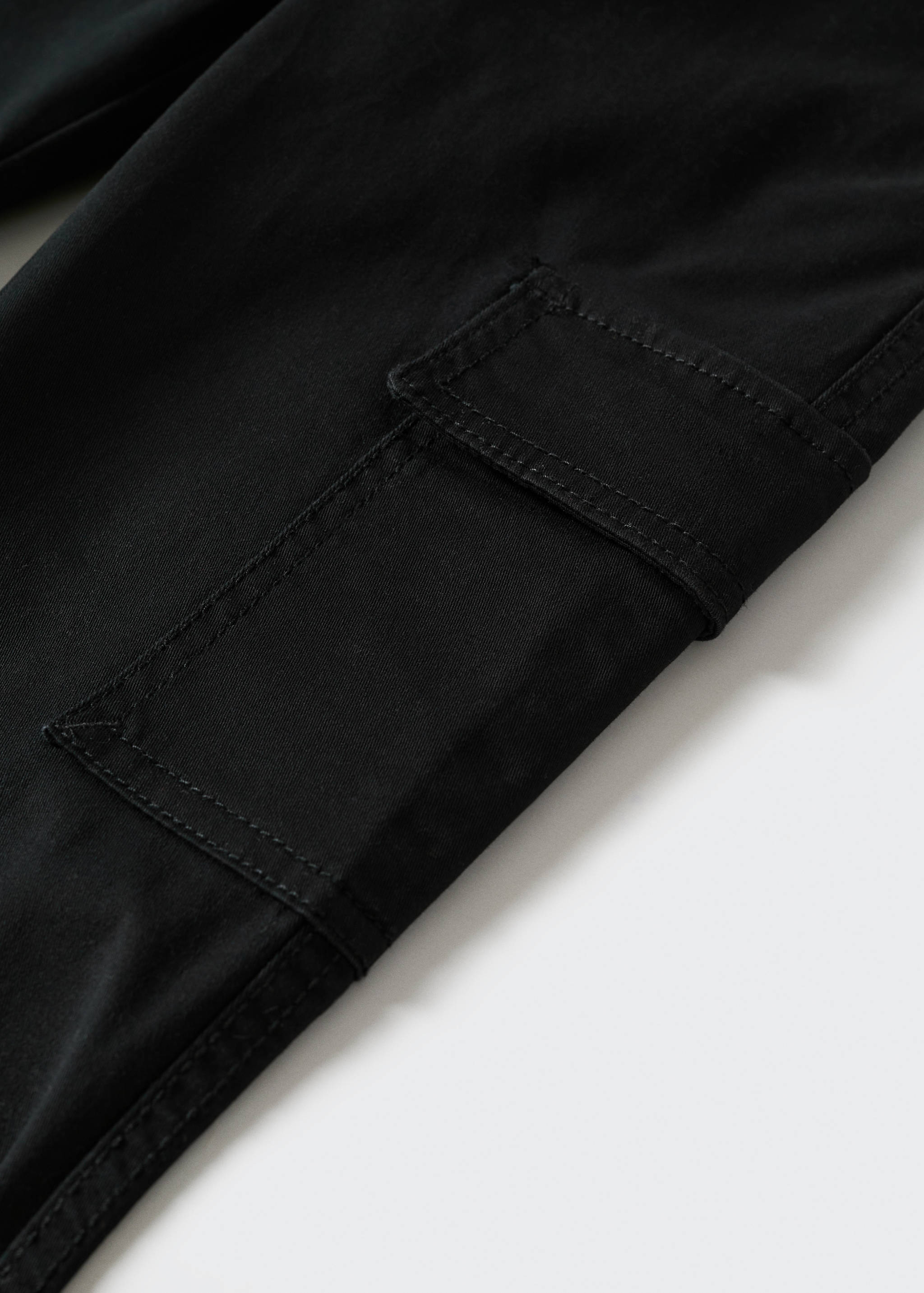 Cotton cargo trousers - Details of the article 8