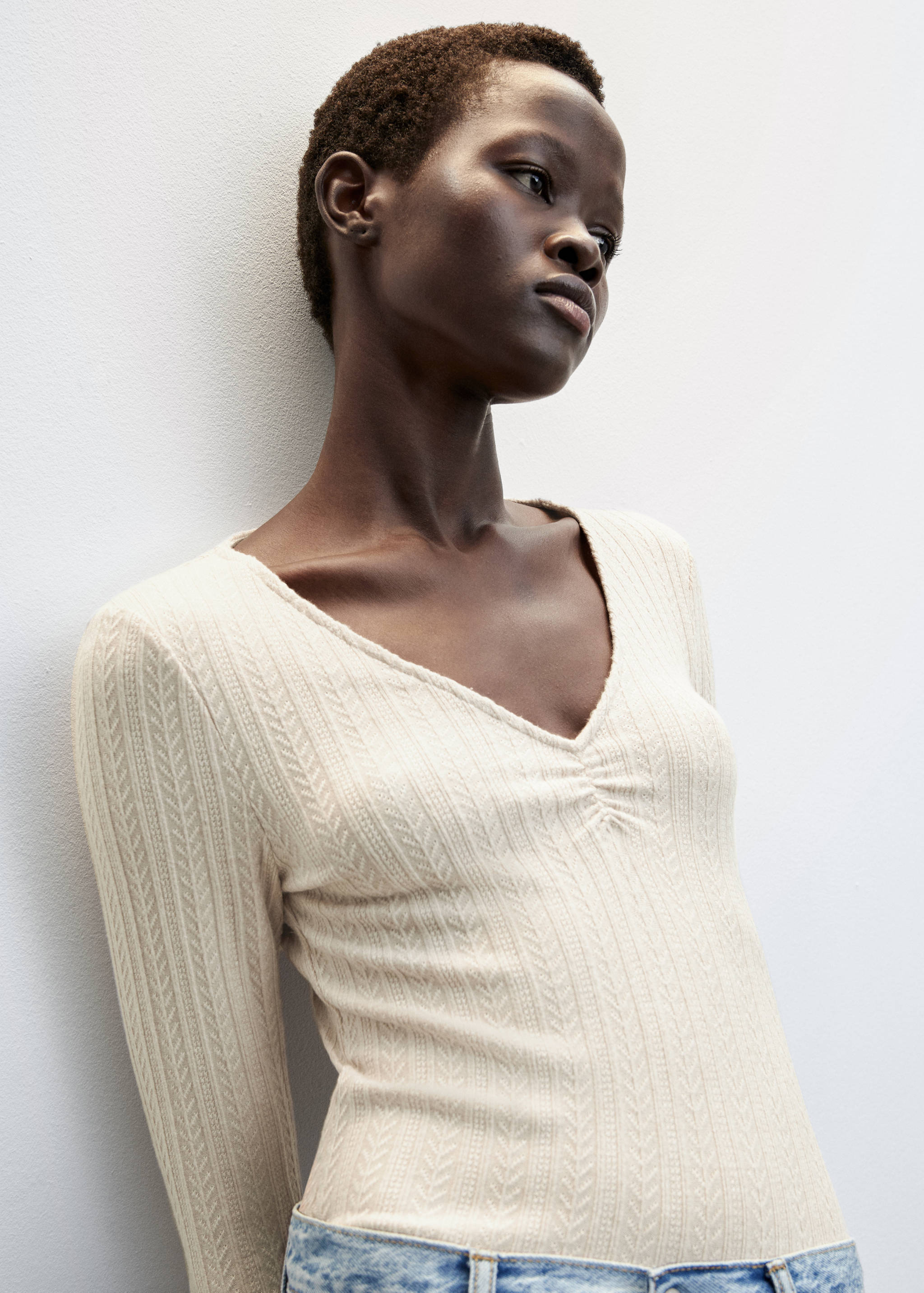 Long-sleeve t-shirt with ruffles - Details of the article 6