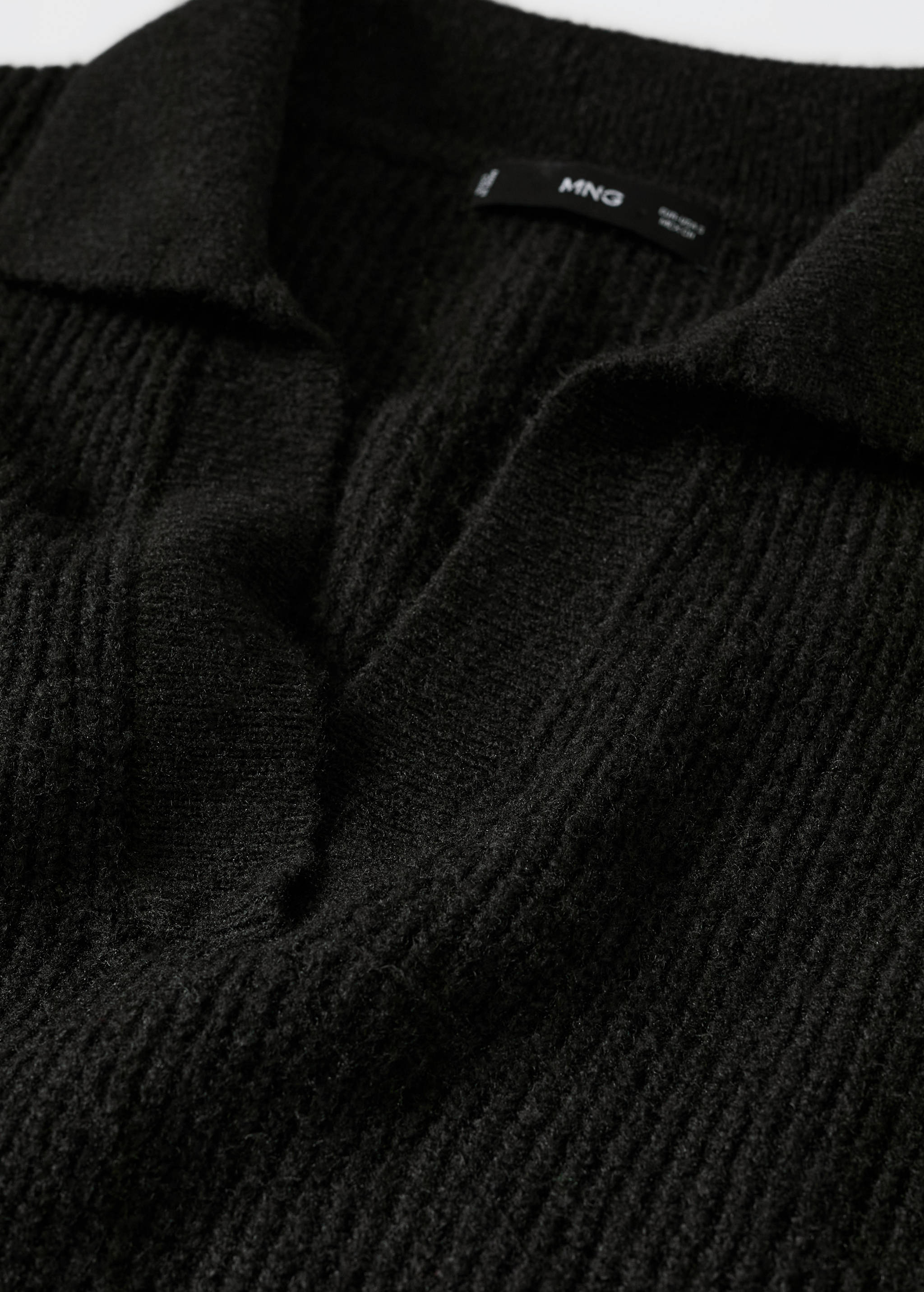 Polo neck sweater - Details of the article 8
