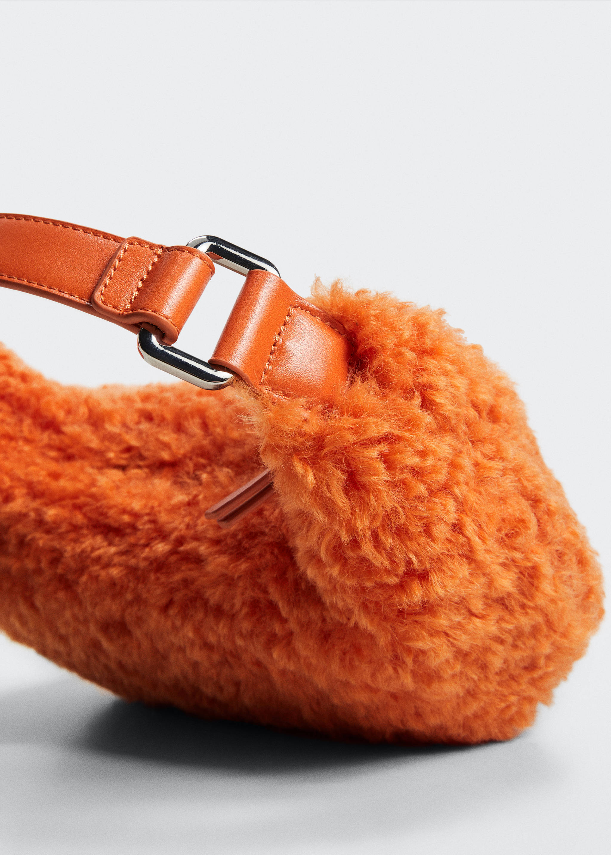 Short handle hair bag - Details of the article 1