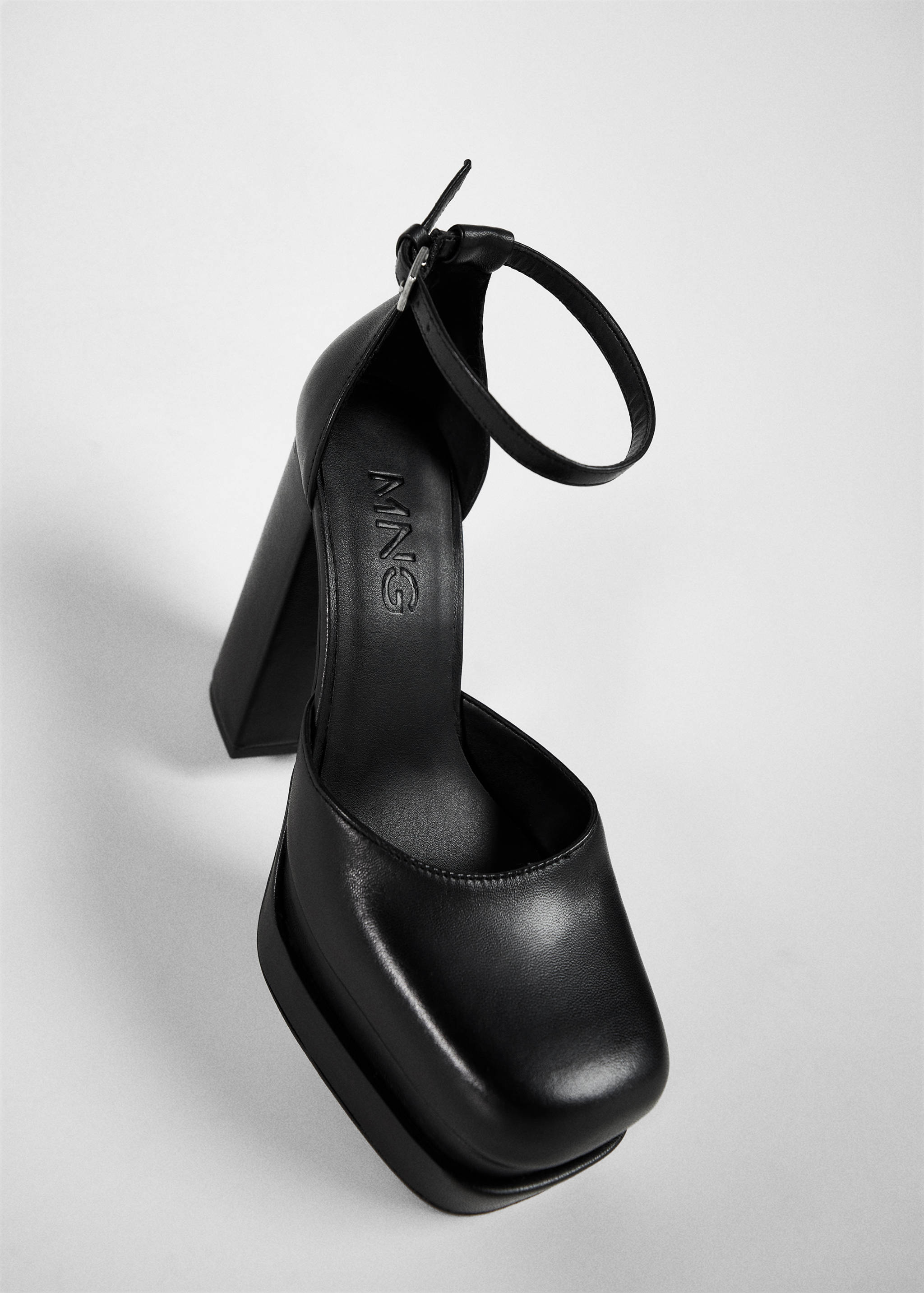 Platform leather pumps - Details of the article 5