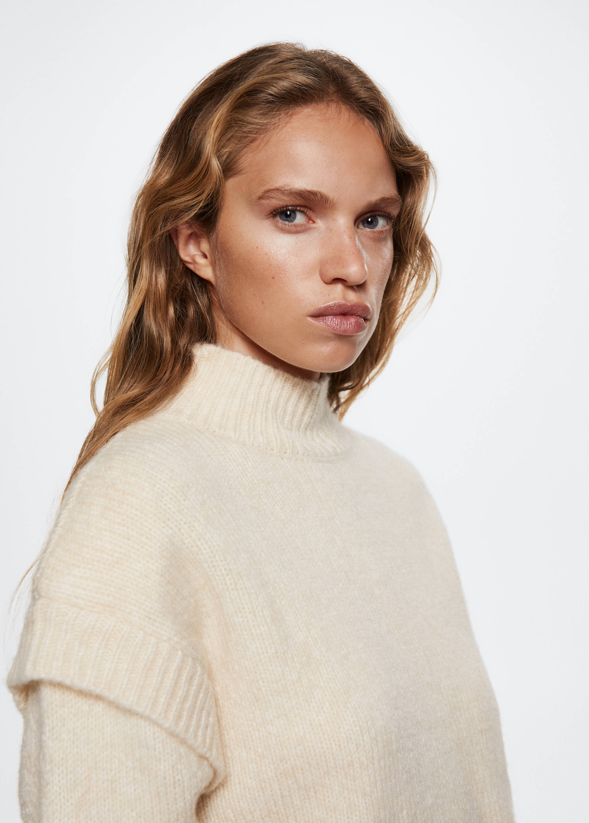 High-neck sweater with shoulder detail - Details of the article 1