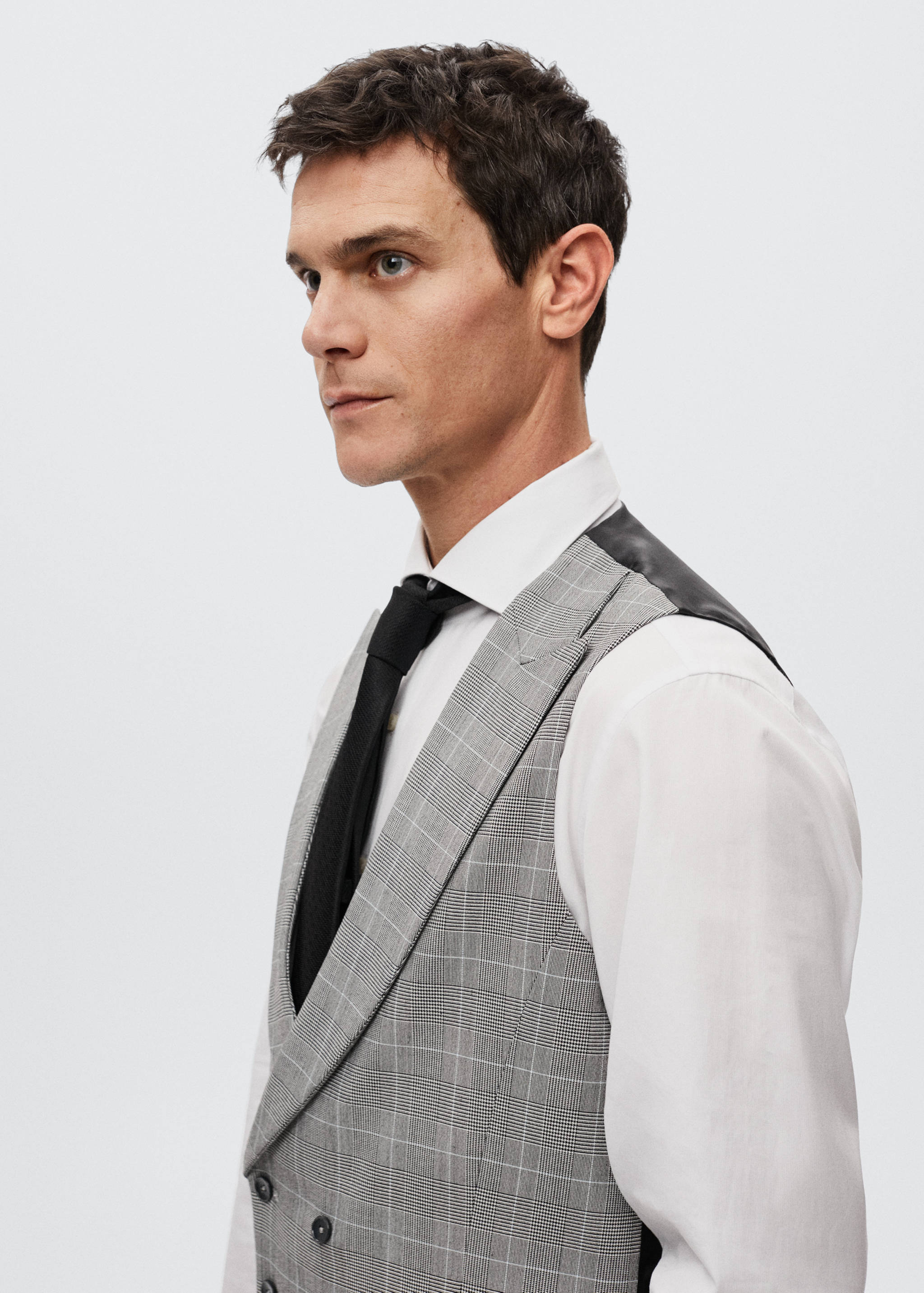 Suit waistcoat with lapels - Details of the article 2