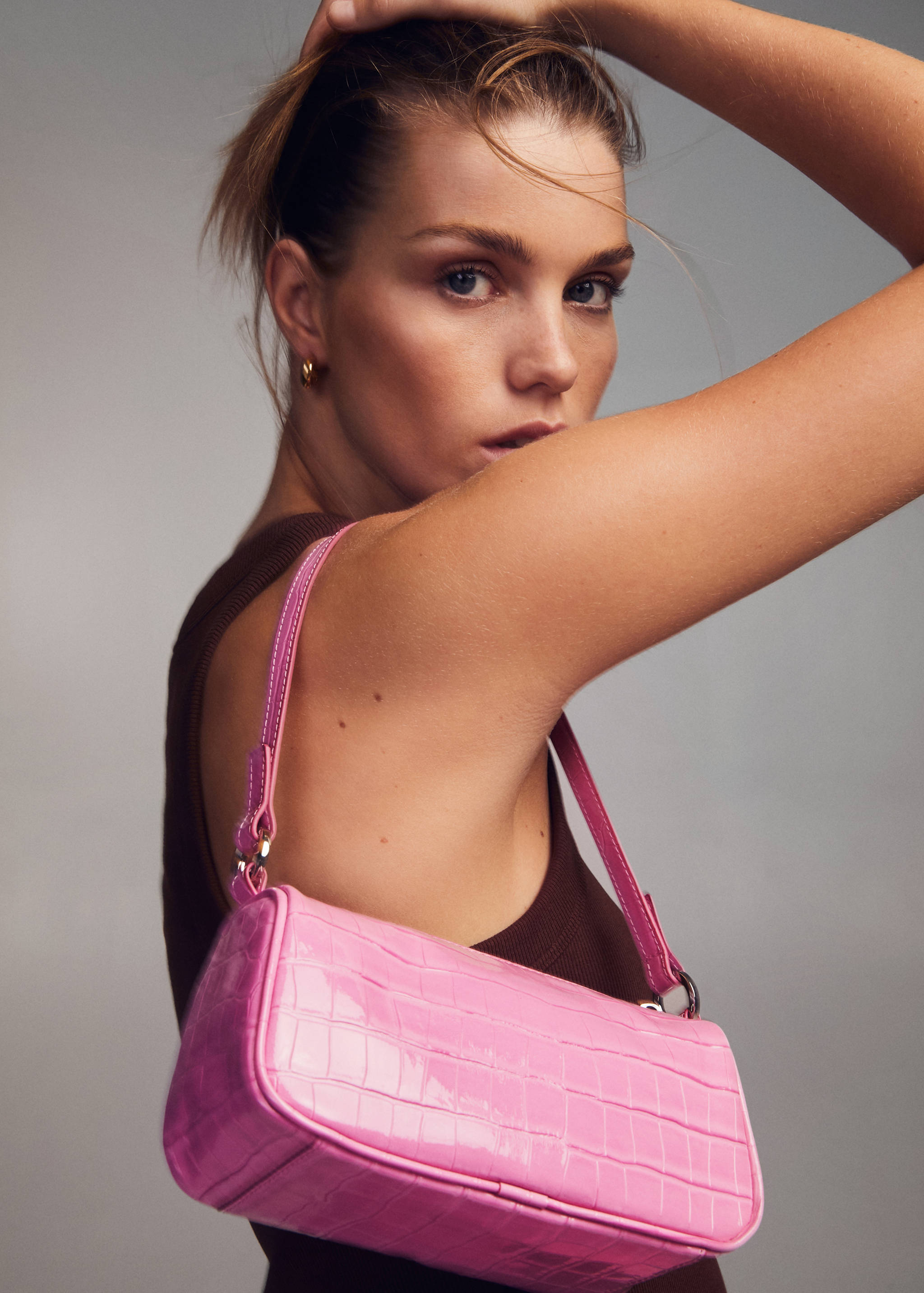 Croc-effect bag - General plane