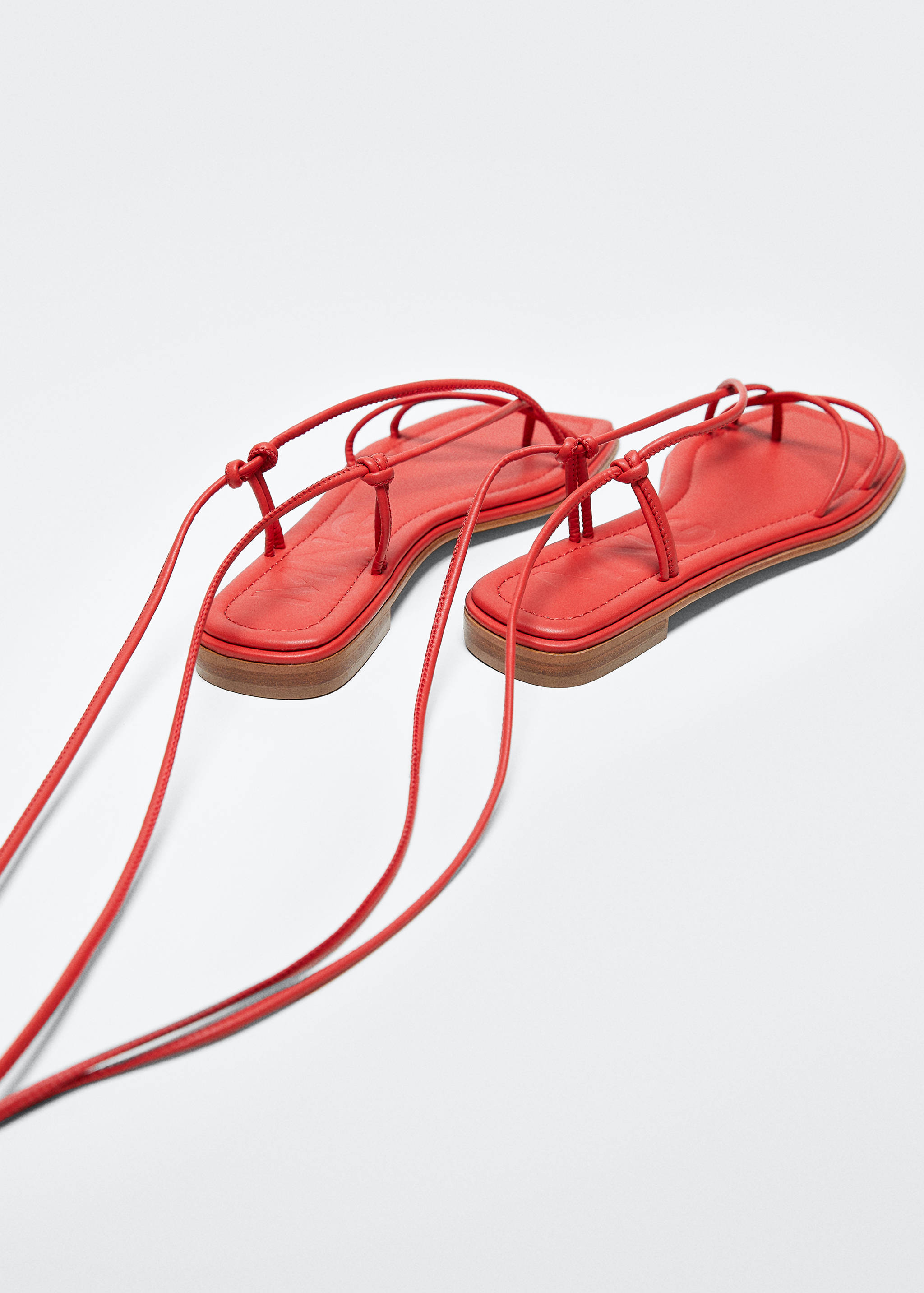 Kreuzriemensandalen - Detail des Artikels 2