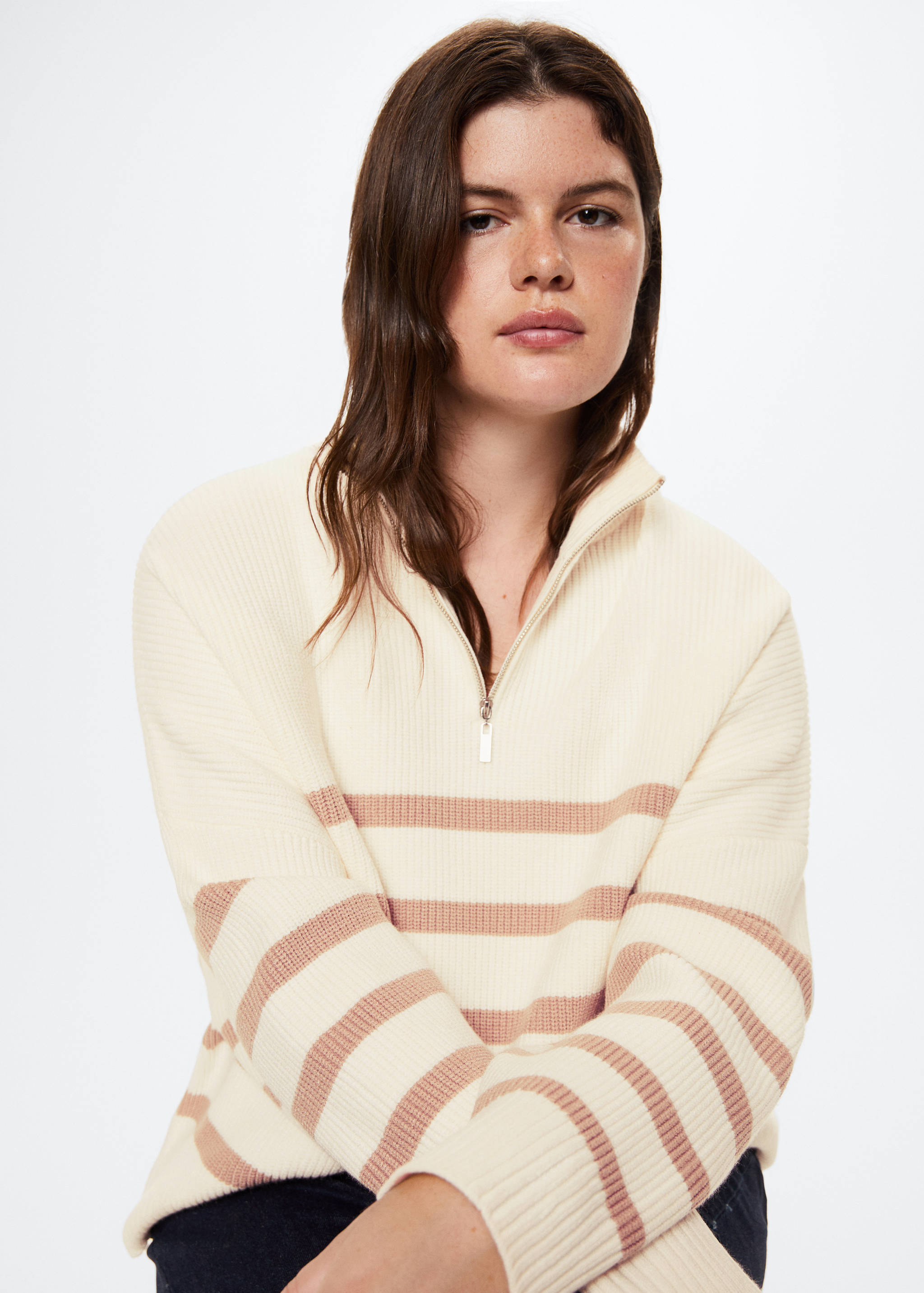 Camisola às riscas com fecho de correr - Pormenor do artigo 5